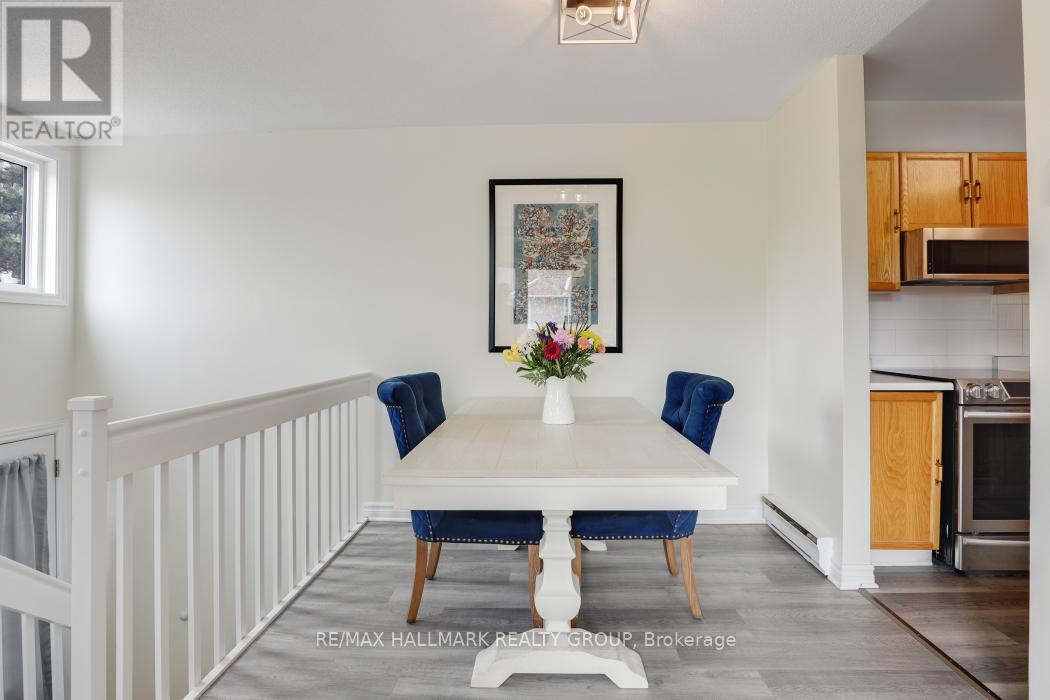 8 - 3 Stonebank Crescent, Ottawa, Ontario  K2H 9M2 - Photo 12 - X12205035