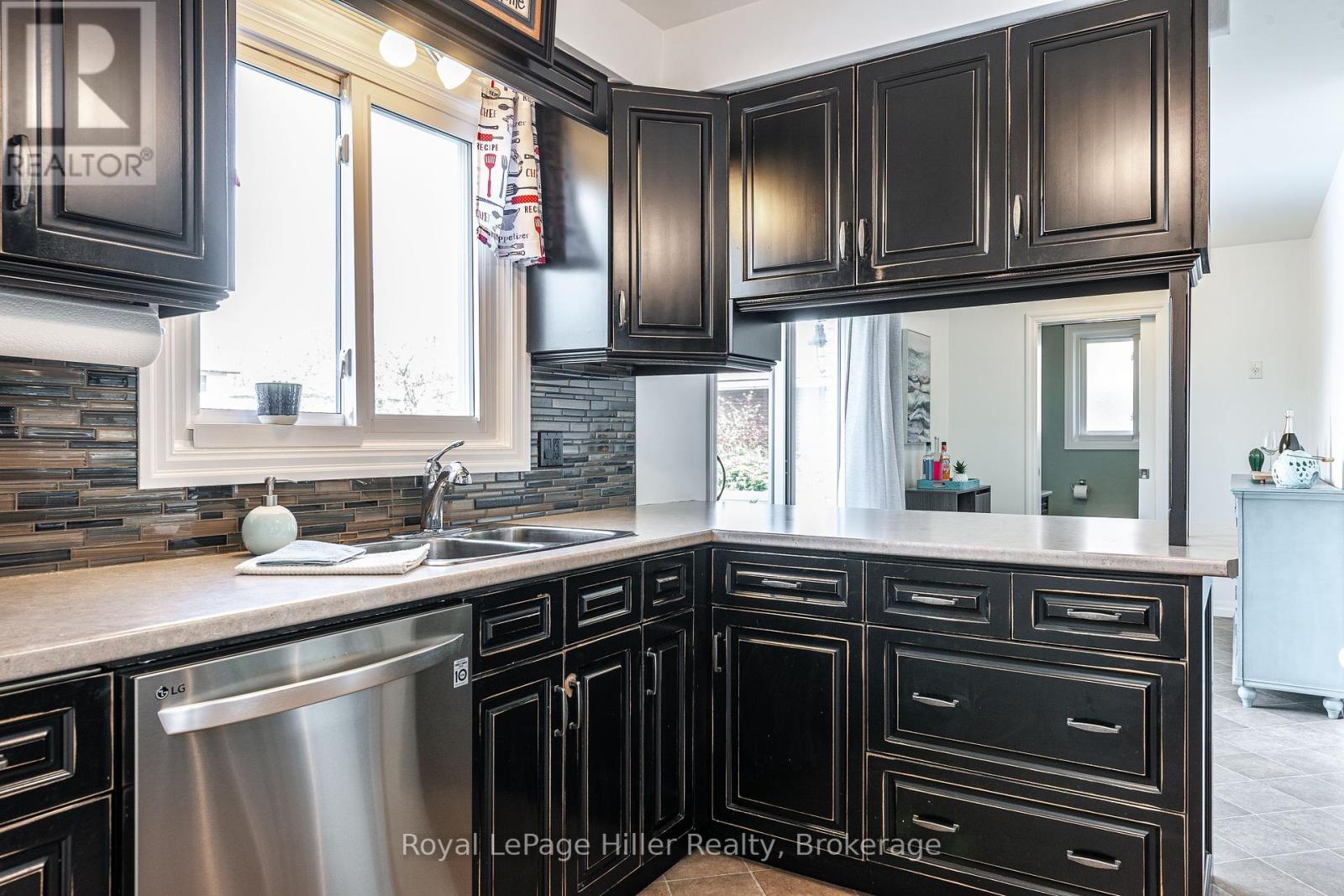 288 Britannia Street, Stratford, Ontario  N5A 5Z8 - Photo 16 - X12206293