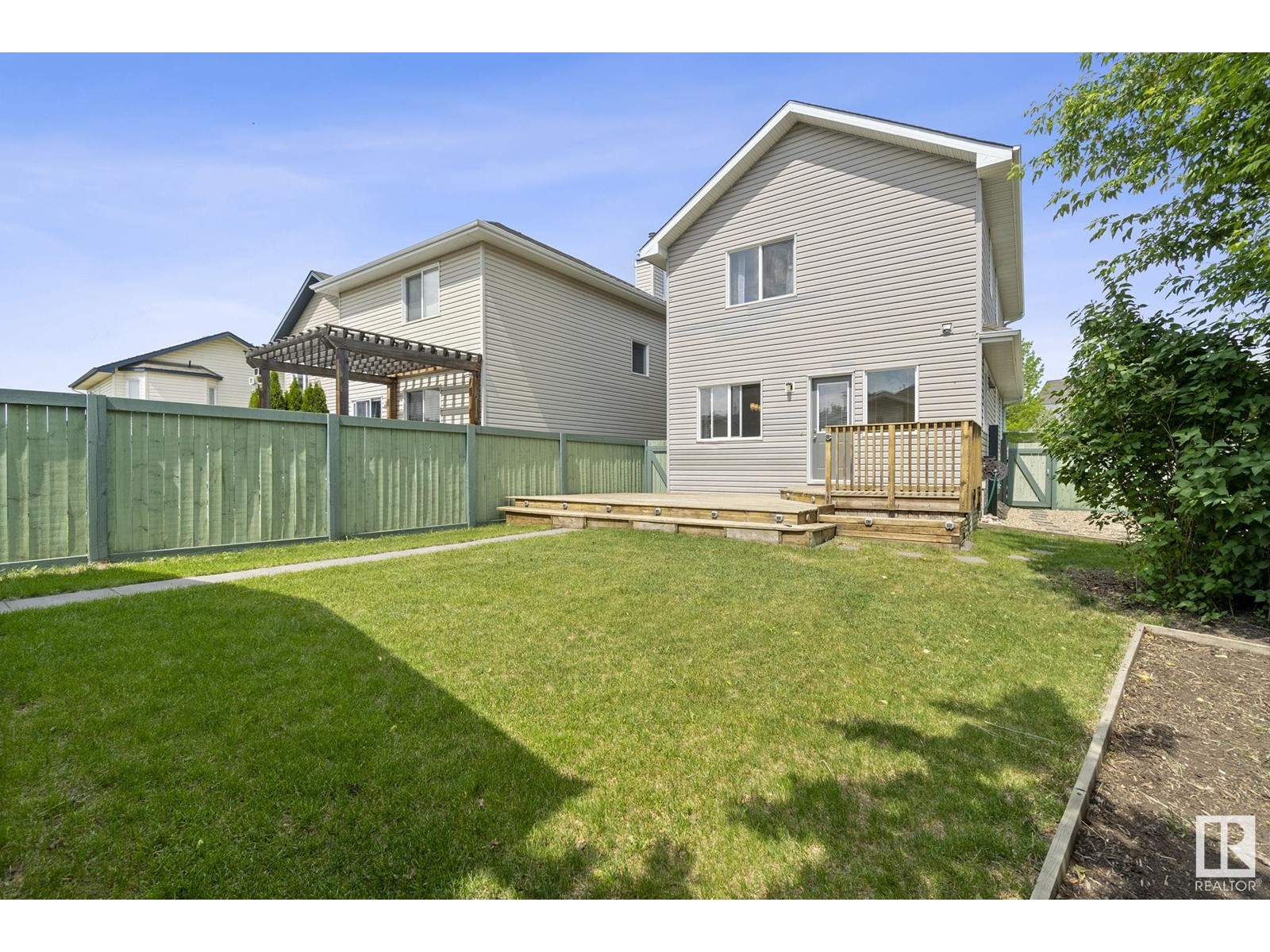 21303 91 Av Nw, Edmonton, Alberta  T5T 6Y9 - Photo 3 - E4441275