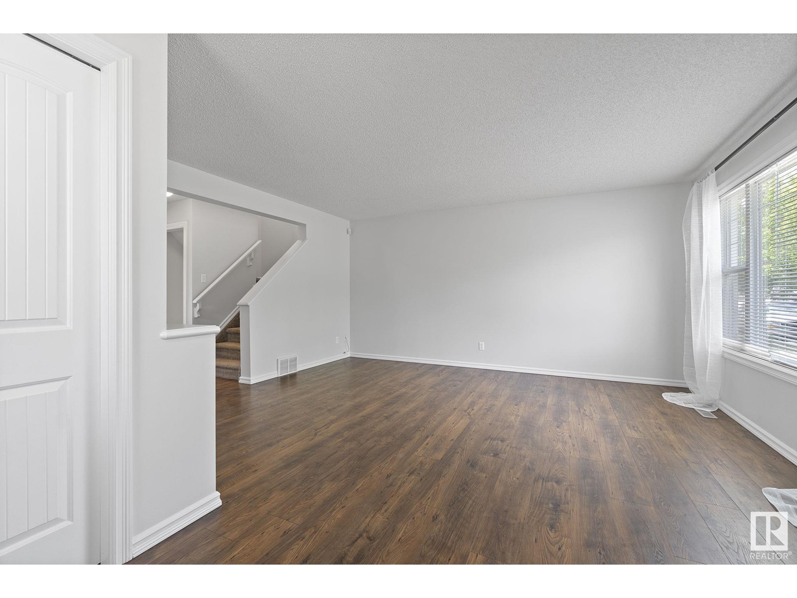 21303 91 Av Nw, Edmonton, Alberta  T5T 6Y9 - Photo 9 - E4441275