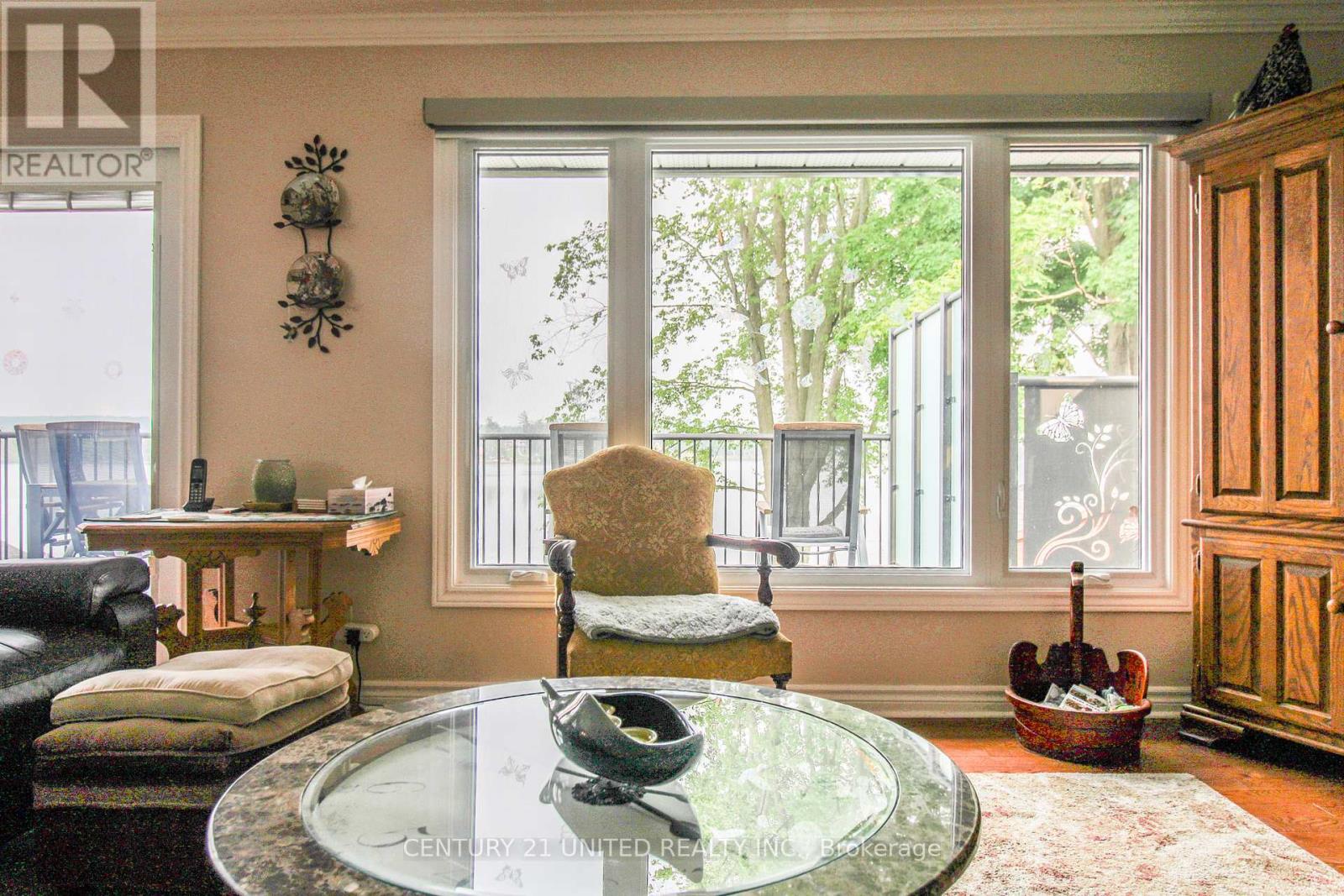 Property at 219 ARNOTT DRIVE image 4