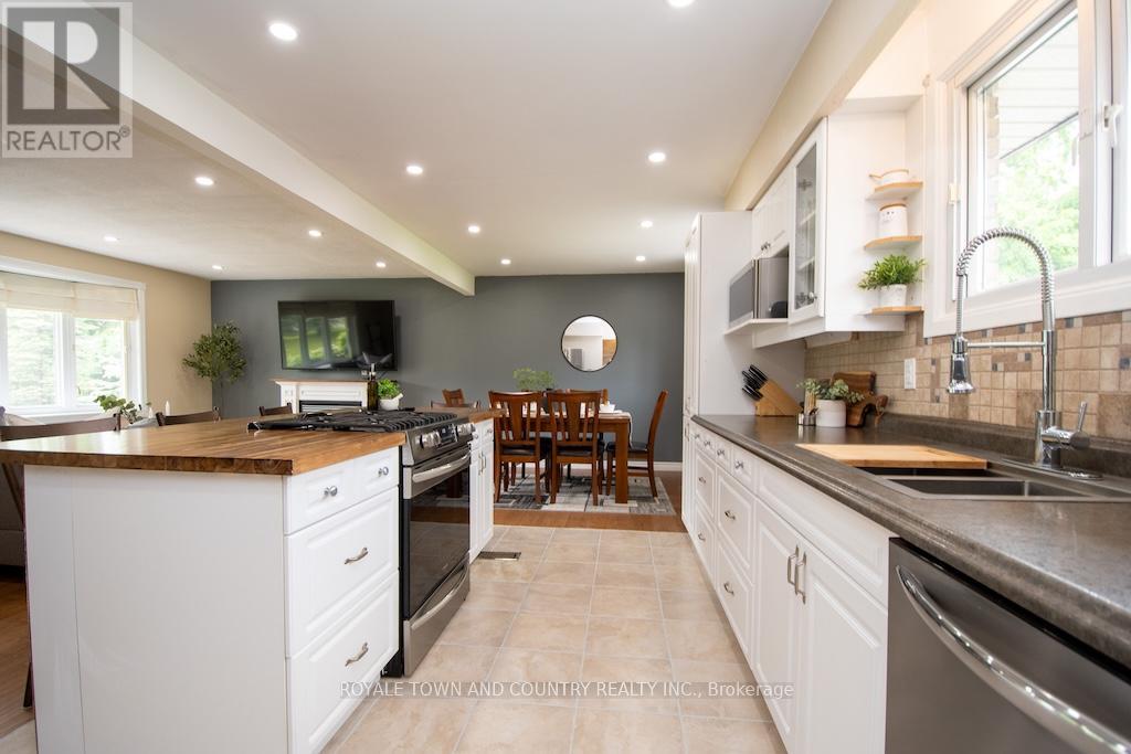 15 Janet Drive, Kawartha Lakes, Ontario  L0B 1K0 - Photo 16 - X12206320