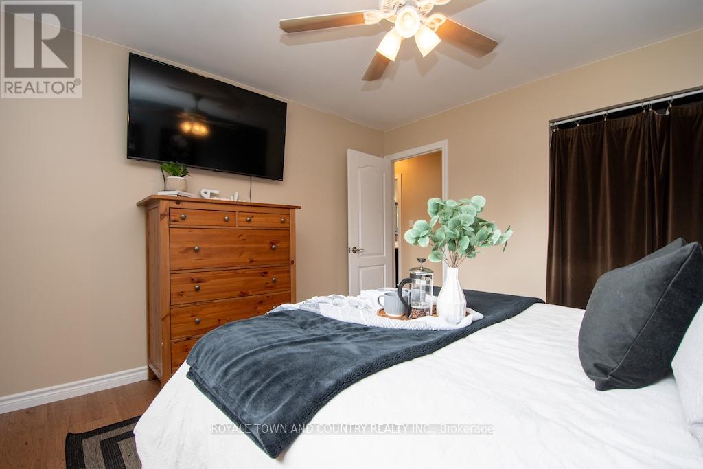 15 Janet Drive, Kawartha Lakes, Ontario  L0B 1K0 - Photo 20 - X12206320