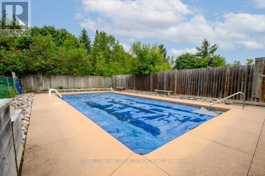 15 Janet Drive, Kawartha Lakes, Ontario  L0B 1K0 - Photo 34 - X12206320