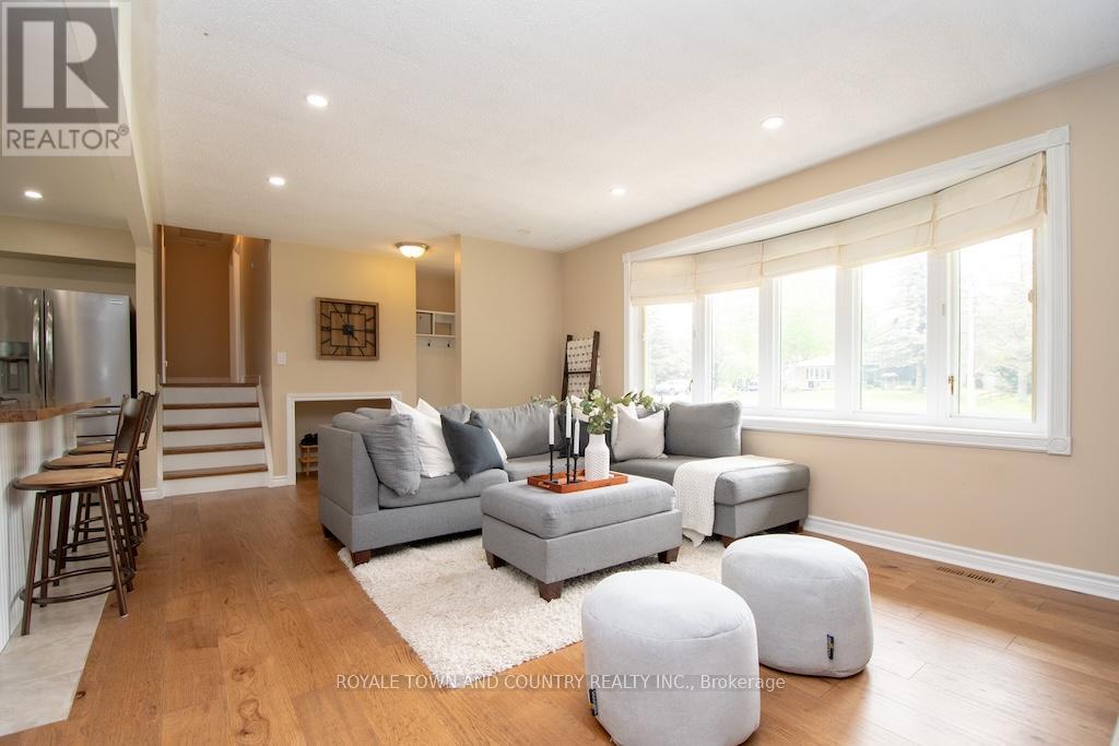 15 Janet Drive, Kawartha Lakes, Ontario  L0B 1K0 - Photo 6 - X12206320