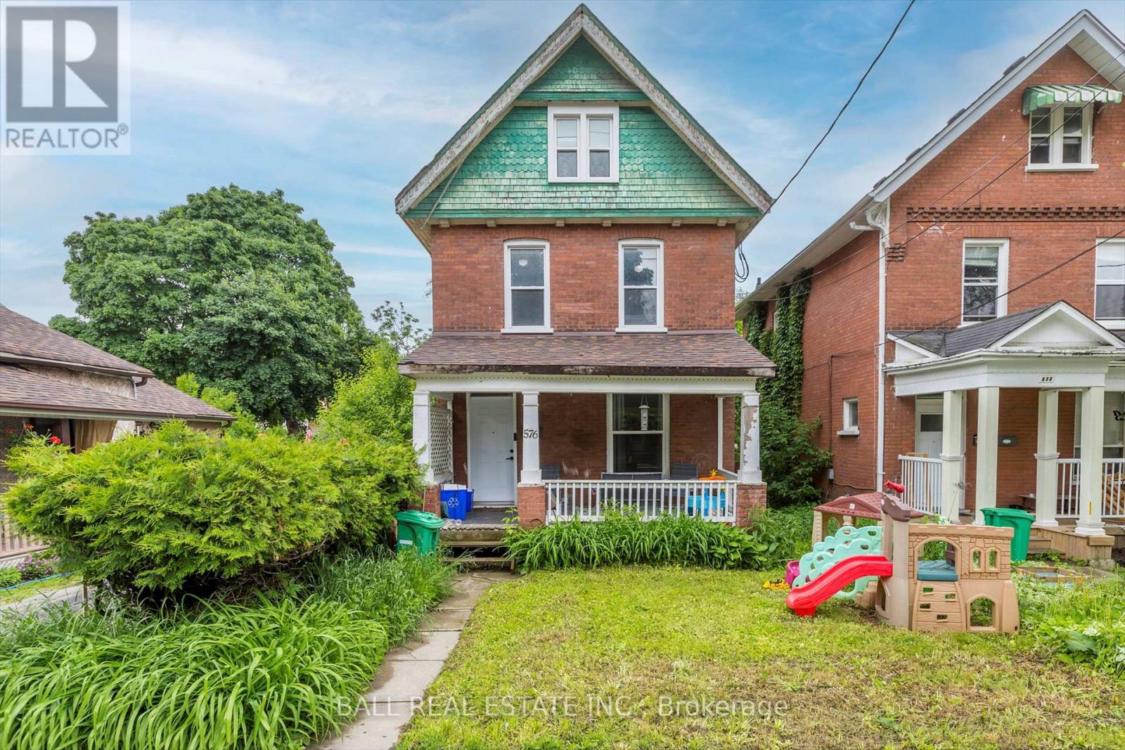 576 Bethune Street, Peterborough Central, Ontario K9H 3Z8 - Photo 1 - X12206343