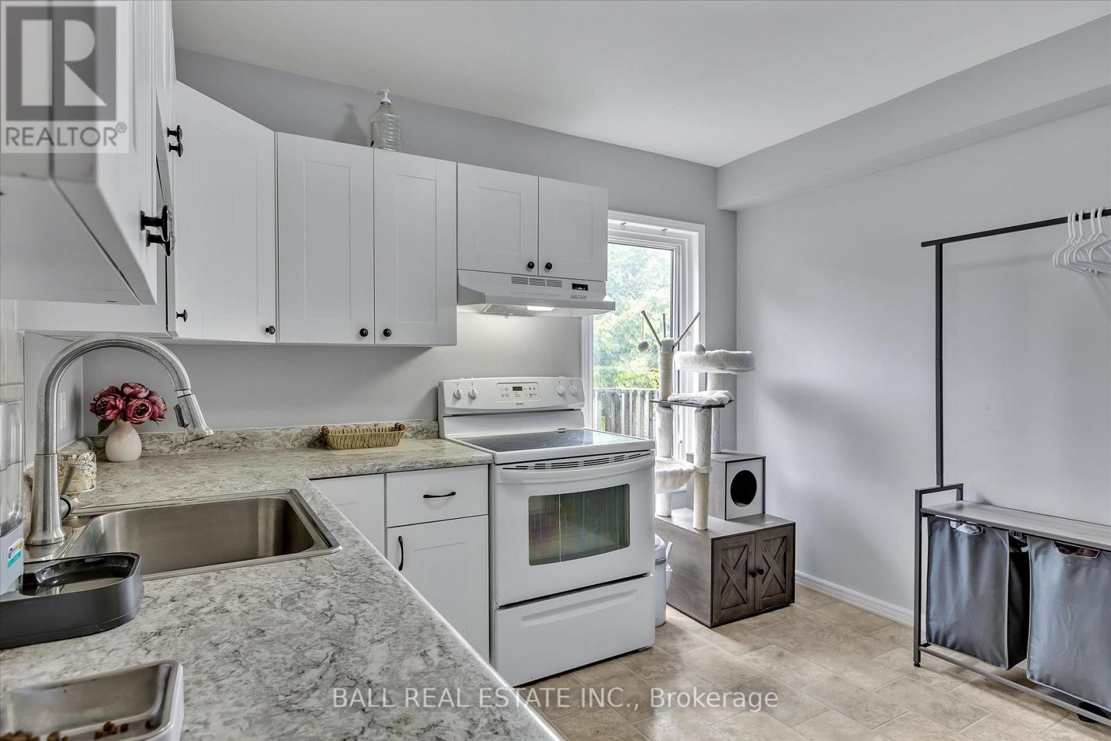 576 Bethune Street, Peterborough Central, Ontario  K9H 3Z8 - Photo 31 - X12206343