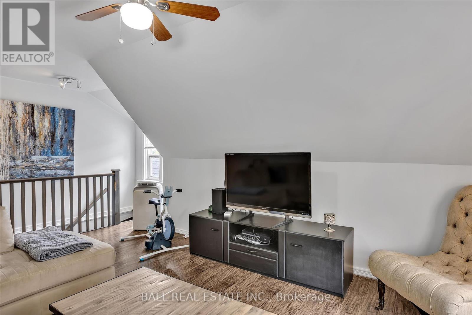 576 Bethune Street, Peterborough Central, Ontario K9H 3Z8 - Photo 37 - X12206343