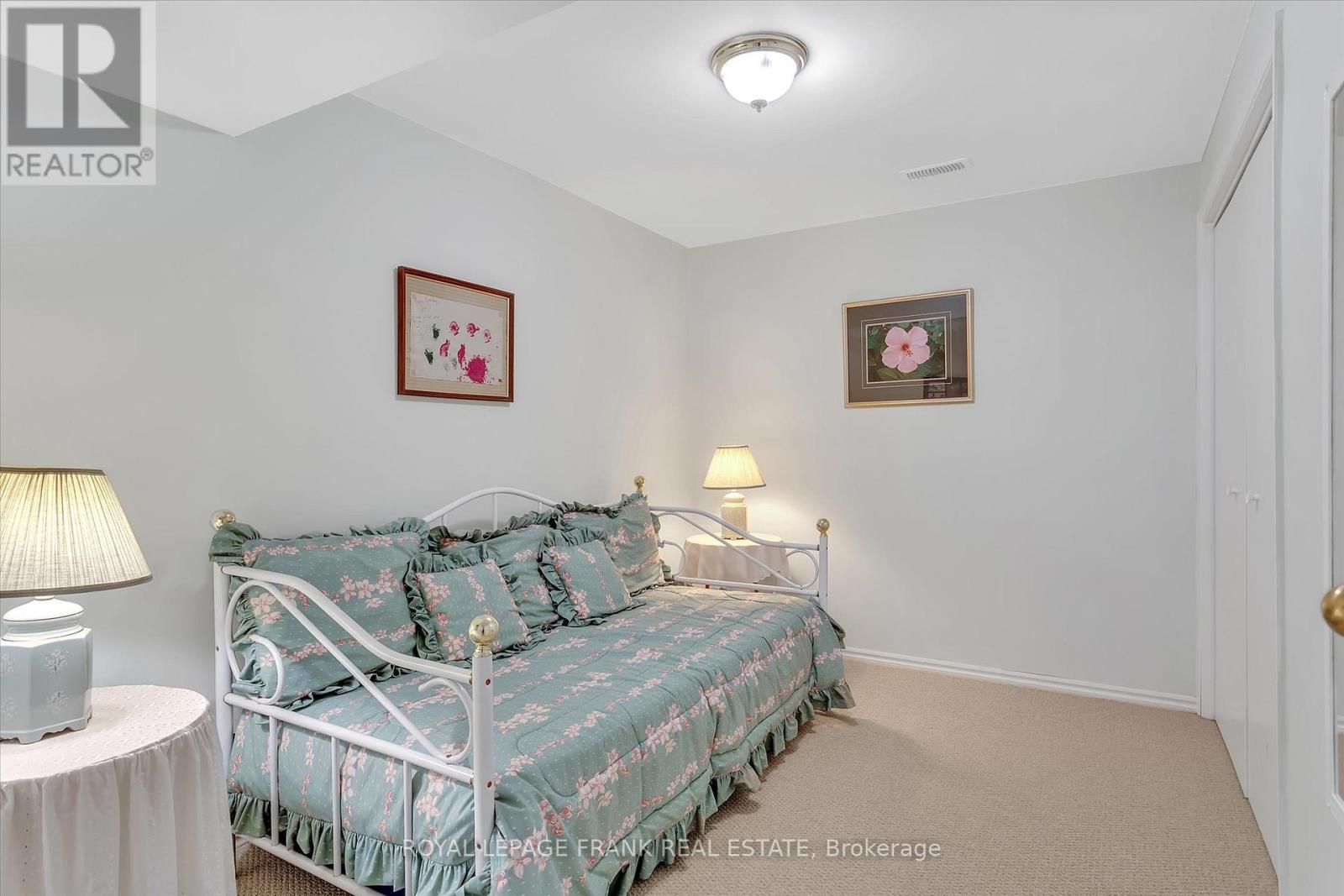 1083 Danita Boulevard, Peterborough West, Ontario  K9J 7K7 - Photo 33 - X12206355