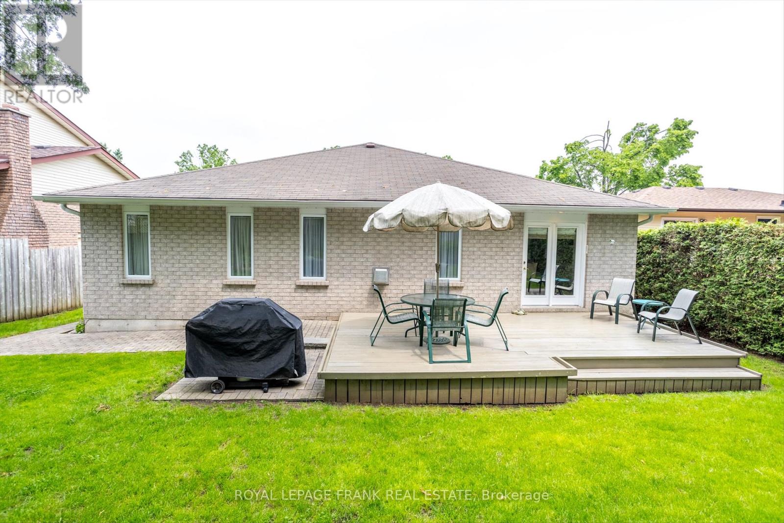 1083 Danita Boulevard, Peterborough West, Ontario  K9J 7K7 - Photo 46 - X12206355