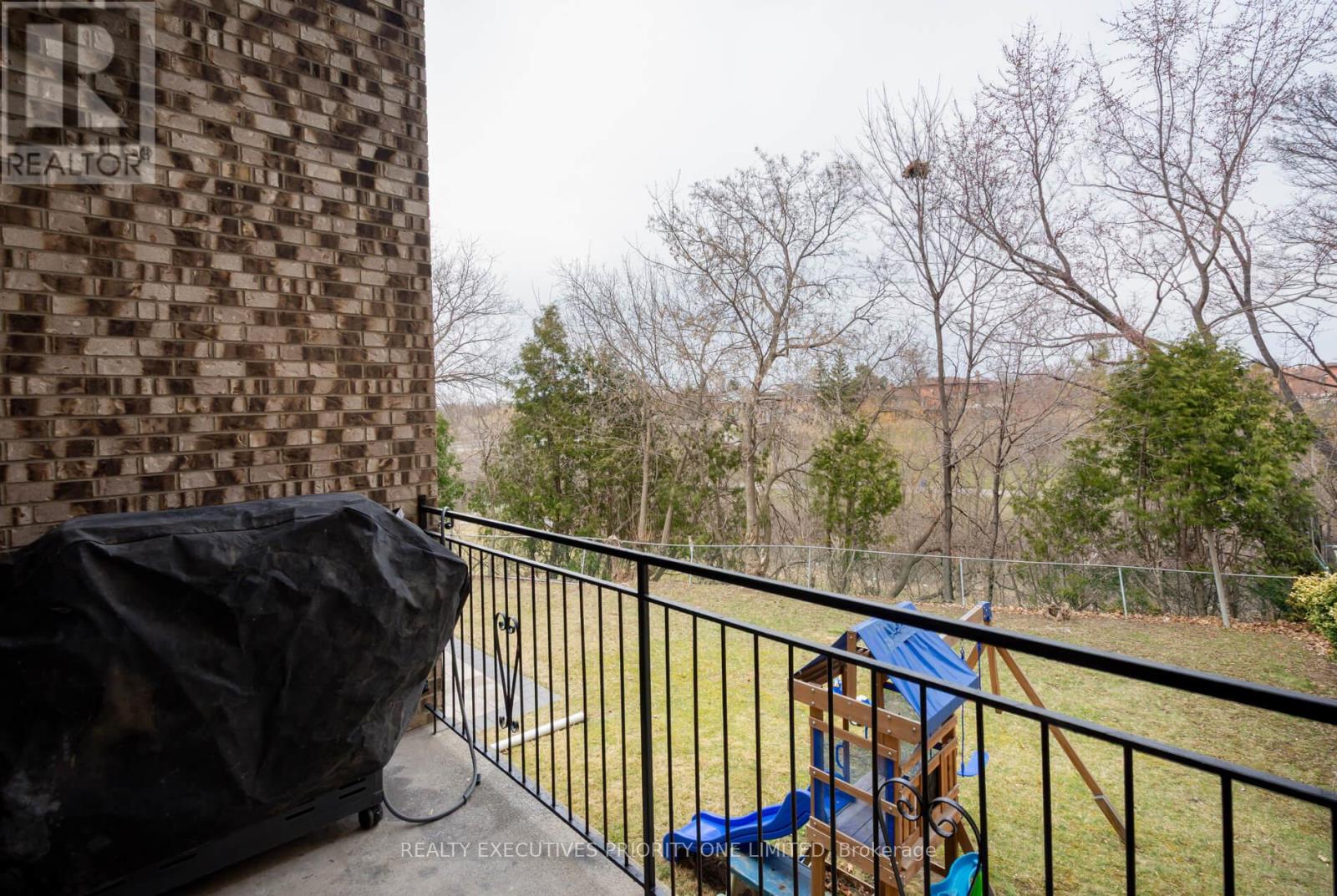 206 Andrew Park, Vaughan (West Woodbridge), Ontario  L4L 1G2 - Photo 14 - N12206163