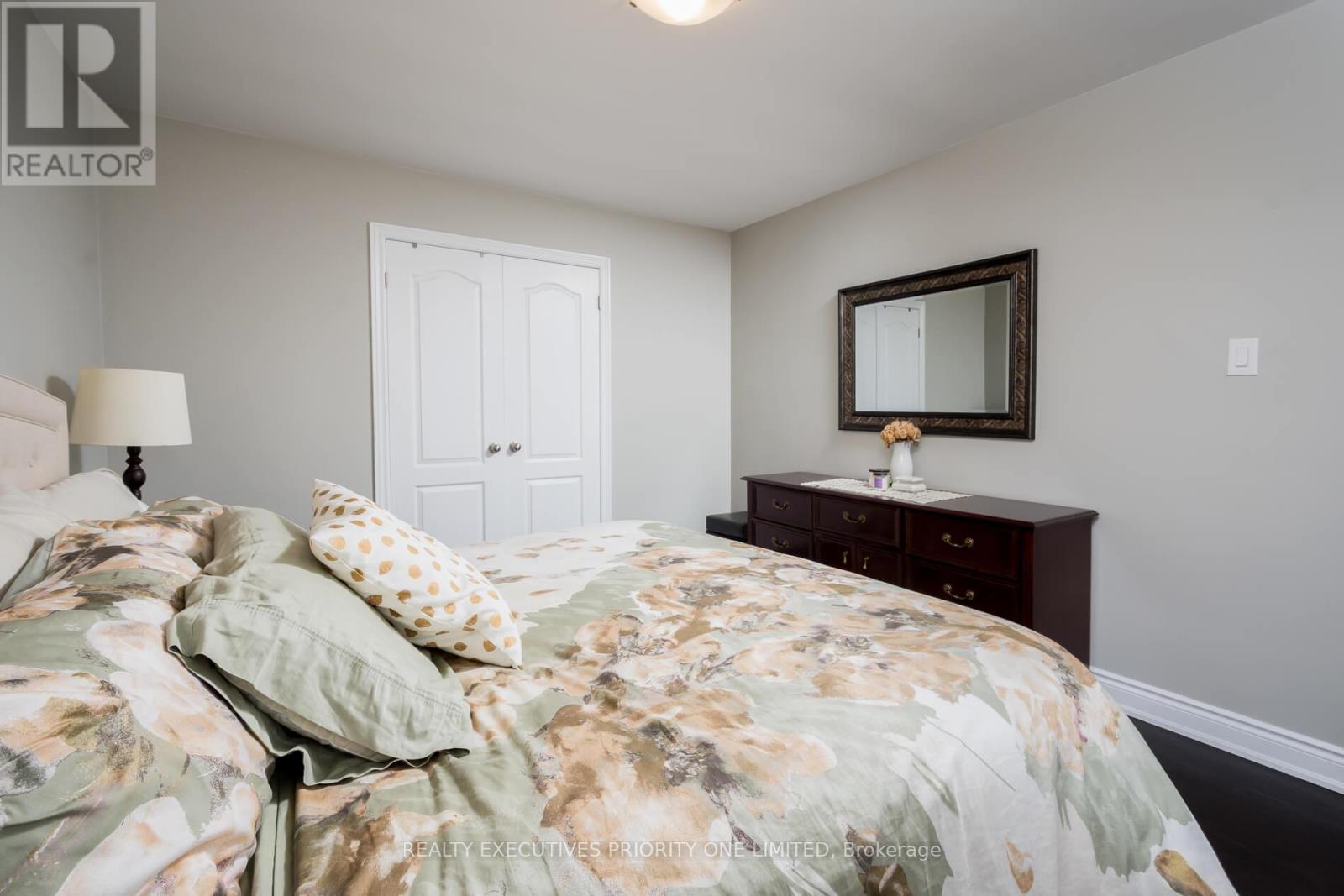 206 Andrew Park, Vaughan (West Woodbridge), Ontario  L4L 1G2 - Photo 18 - N12206163