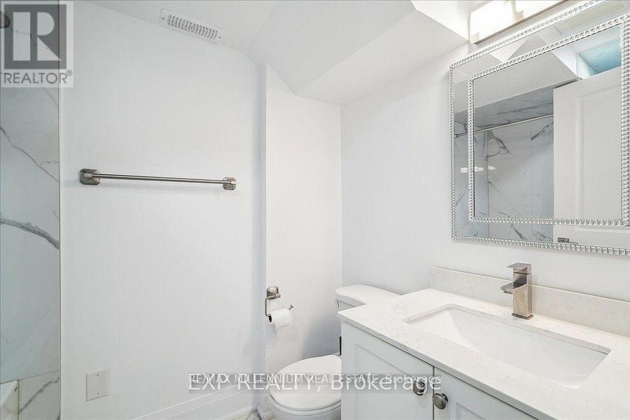 21 Coldwell Bay Circle, Vaughan, Ontario  L4R 5E9 - Photo 10 - N12206166