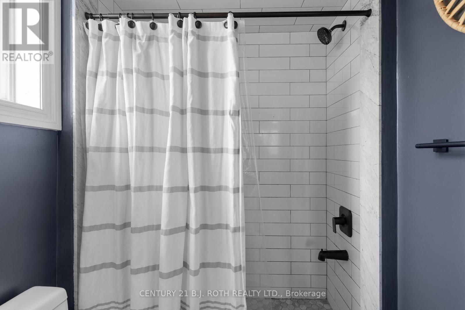 2223 Jack Crescent, Innisfil, Ontario  L9S 2C7 - Photo 25 - N12206200