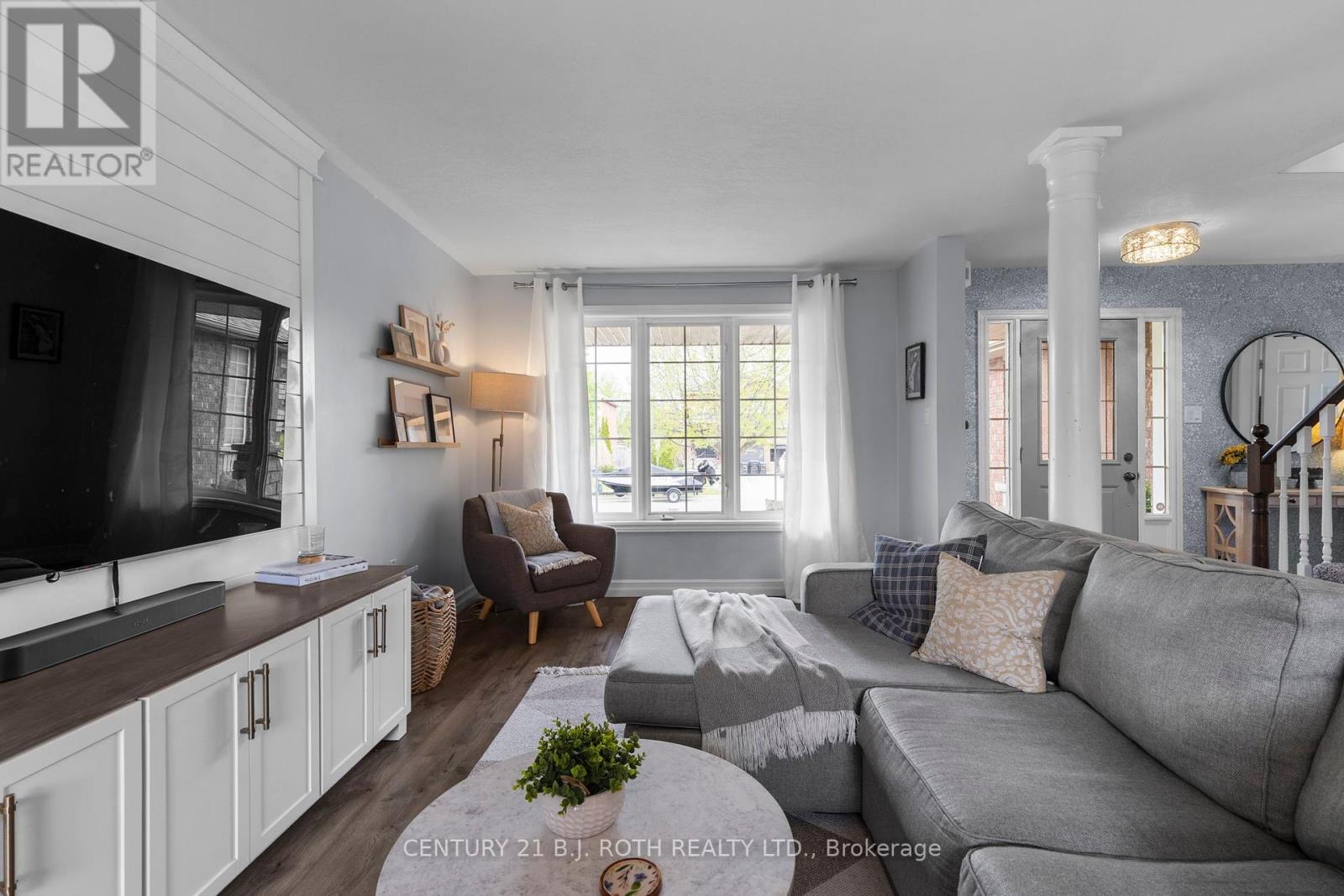 2223 Jack Crescent, Innisfil, Ontario  L9S 2C7 - Photo 6 - N12206200