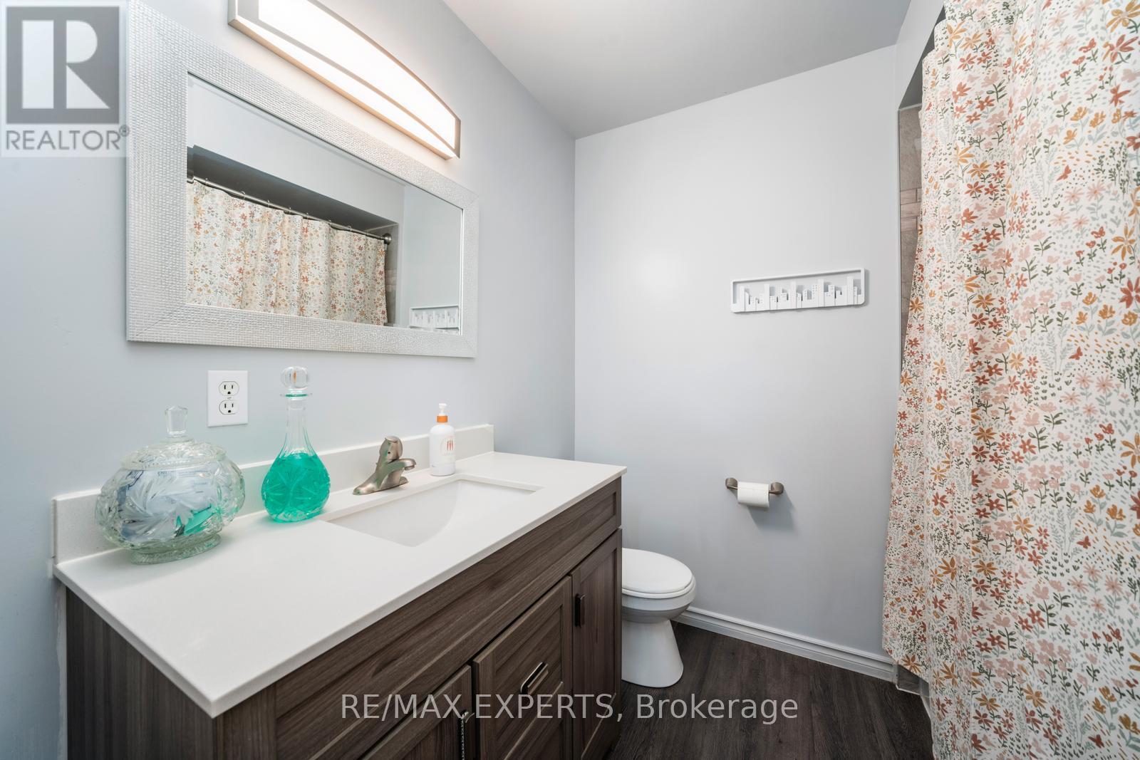 43 Harmony Circle, Bradford West Gwillimbury, Ontario  L3Z 2T9 - Photo 23 - N12206223