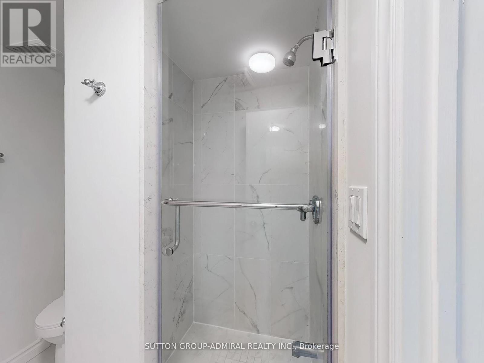 101 Glen Crescent, Vaughan (Uplands), Ontario  L4J 4W3 - Photo 33 - N12206233
