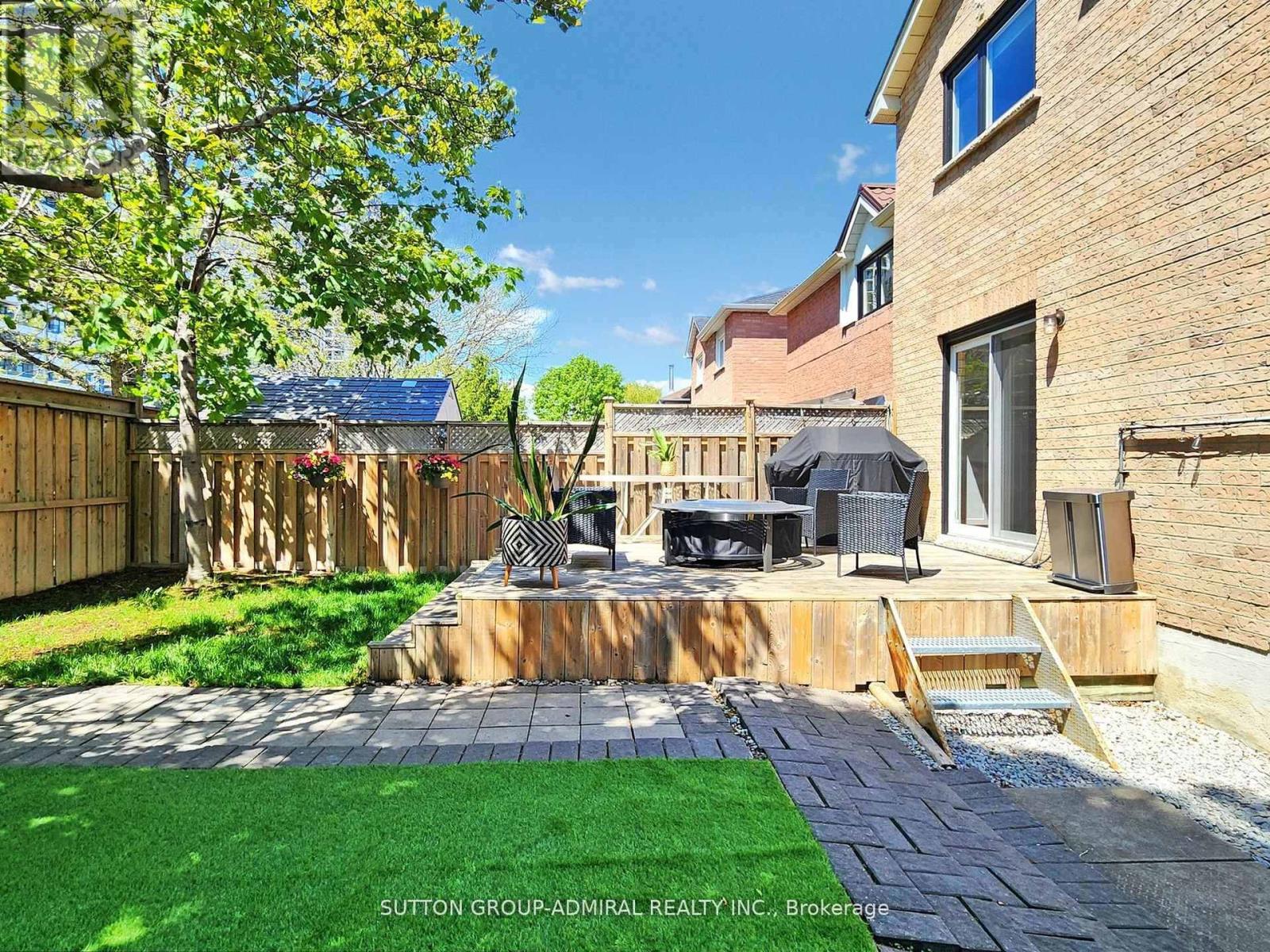 101 Glen Crescent, Vaughan (Uplands), Ontario  L4J 4W3 - Photo 37 - N12206233