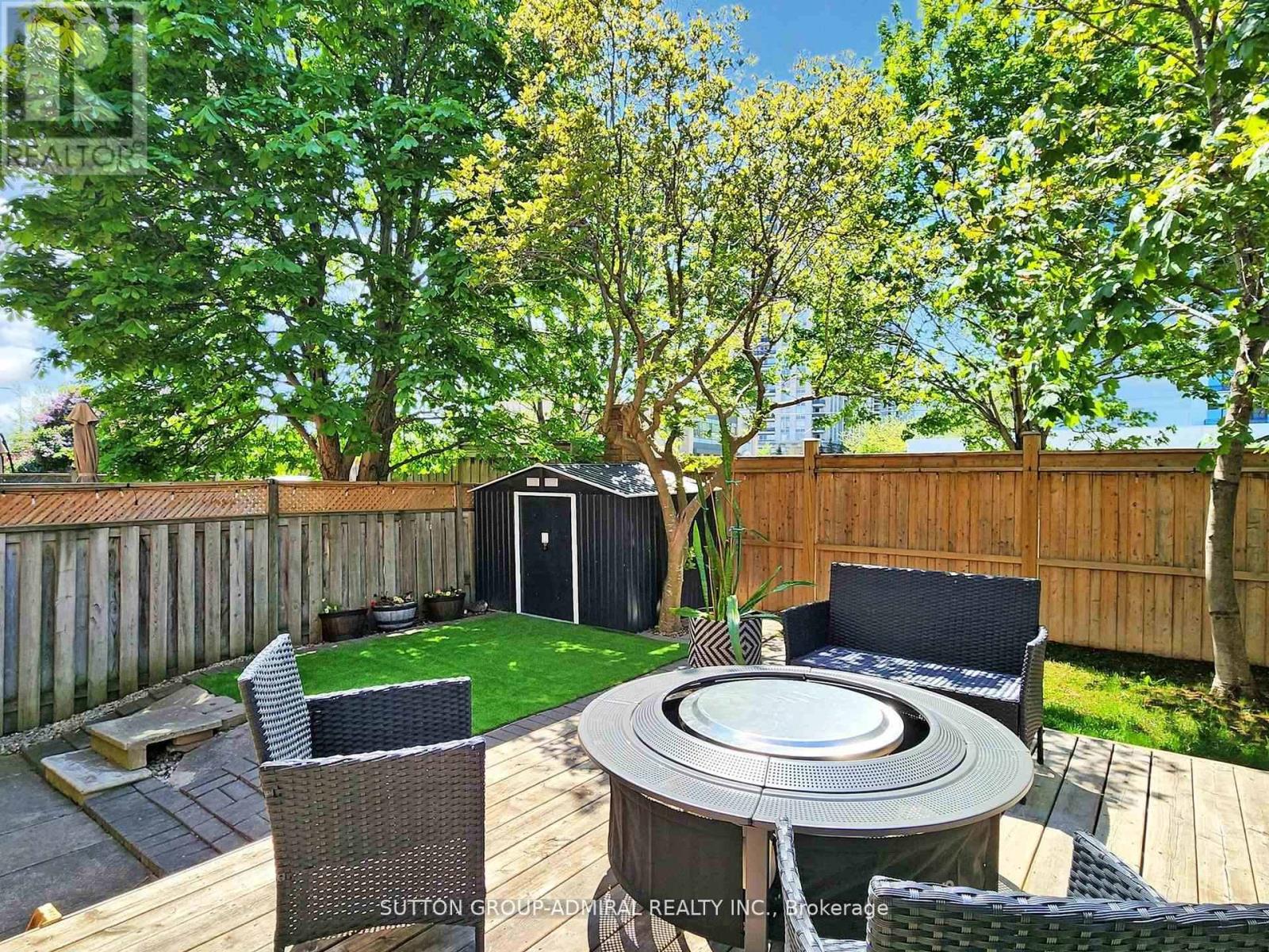 101 Glen Crescent, Vaughan (Uplands), Ontario  L4J 4W3 - Photo 39 - N12206233