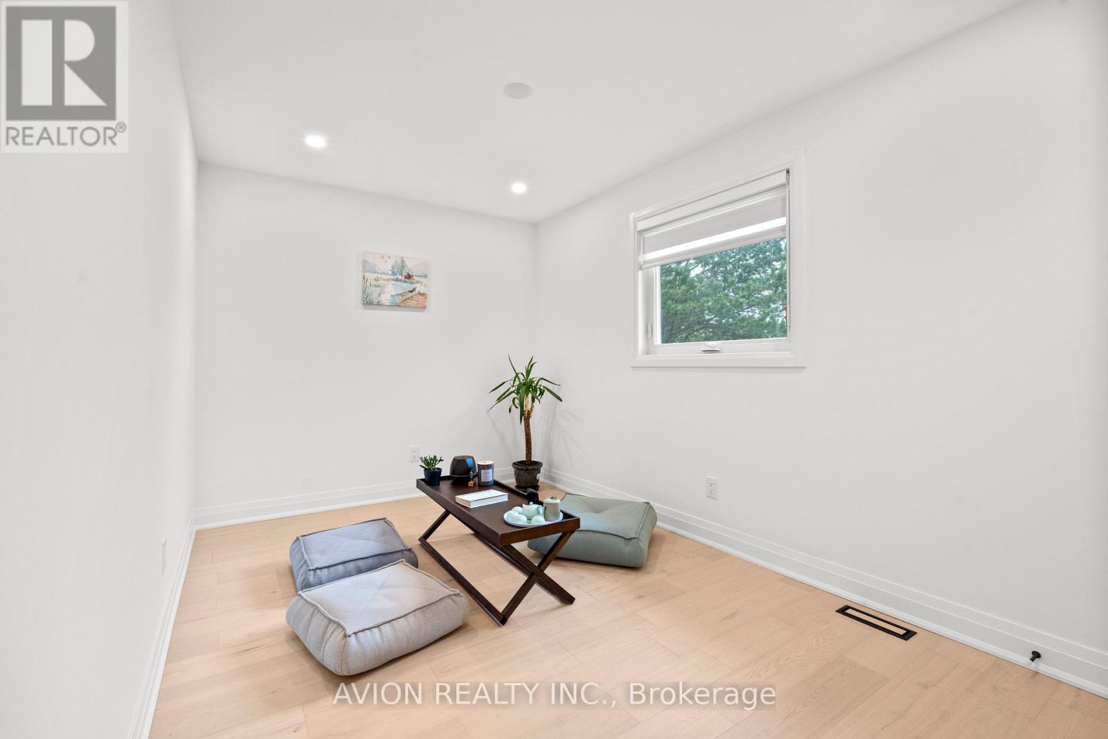 1 Rosegarden Crescent, Richmond Hill, Ontario  L4E 2P1 - Photo 23 - N12206237