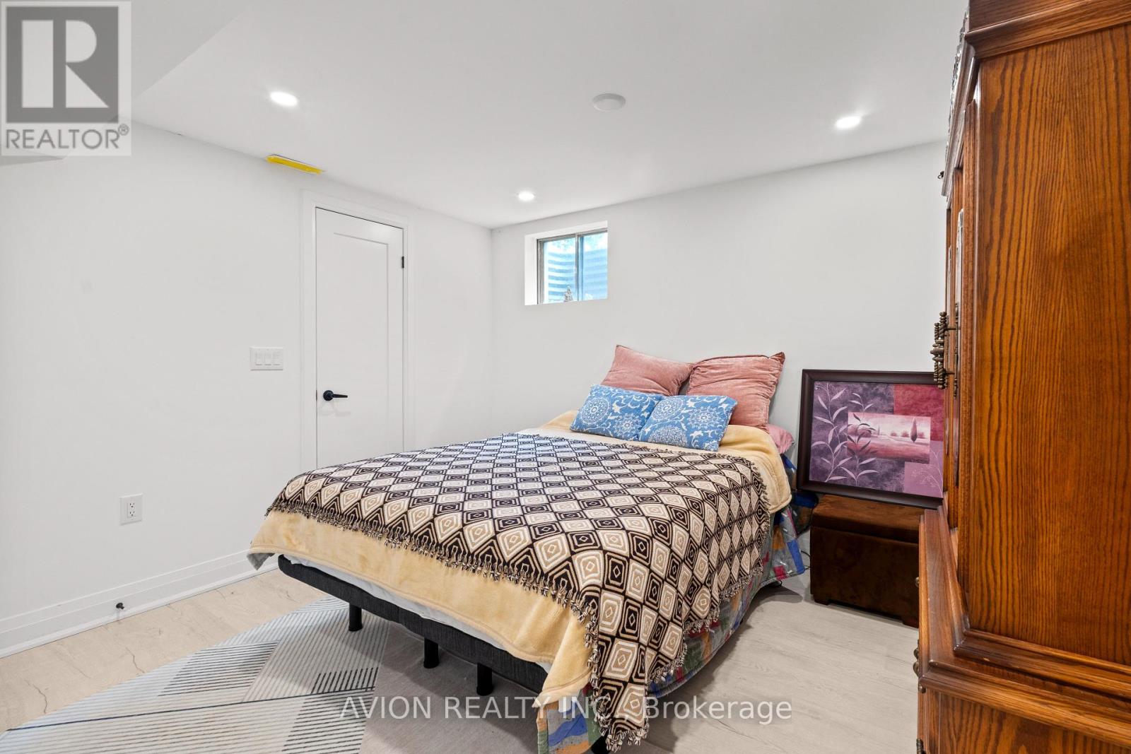 1 Rosegarden Crescent, Richmond Hill, Ontario  L4E 2P1 - Photo 37 - N12206237
