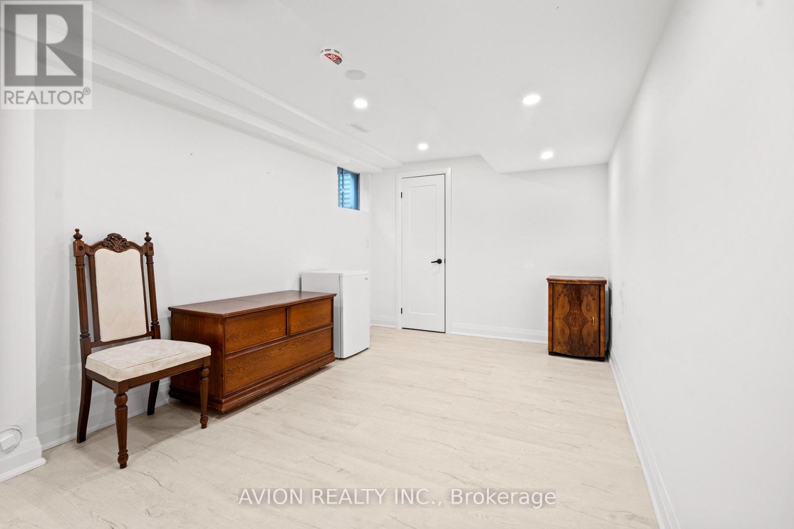 1 Rosegarden Crescent, Richmond Hill, Ontario  L4E 2P1 - Photo 39 - N12206237