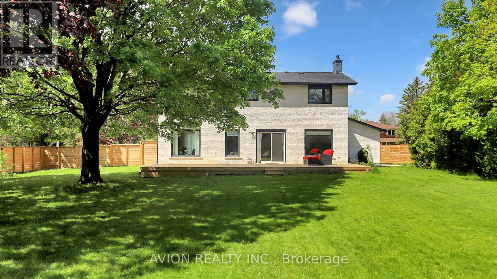 1 Rosegarden Crescent, Richmond Hill, Ontario  L4E 2P1 - Photo 42 - N12206237