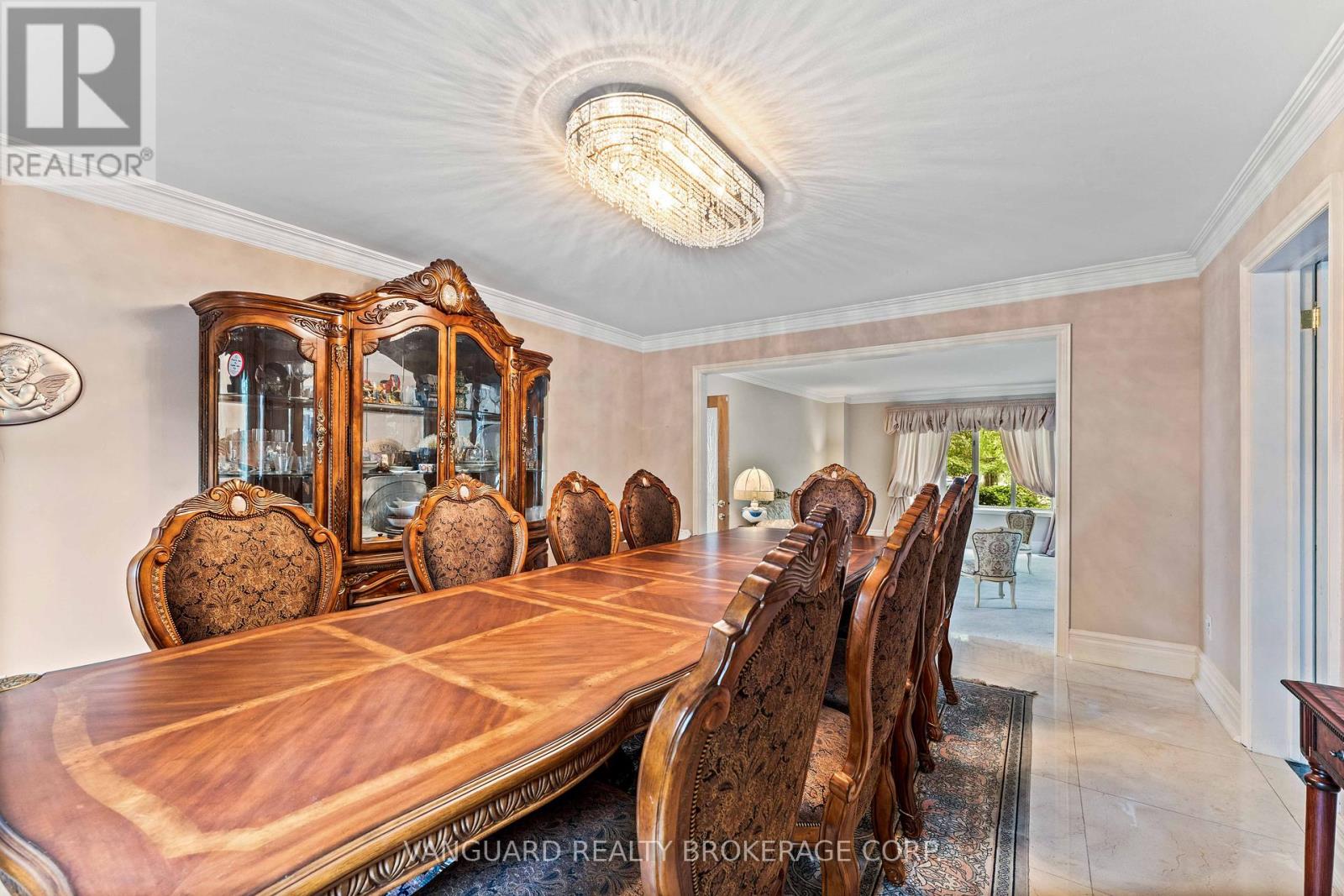 40 Colton Crescent N, Vaughan (Islington Woods), Ontario  L4L 3L6 - Photo 16 - N12206274