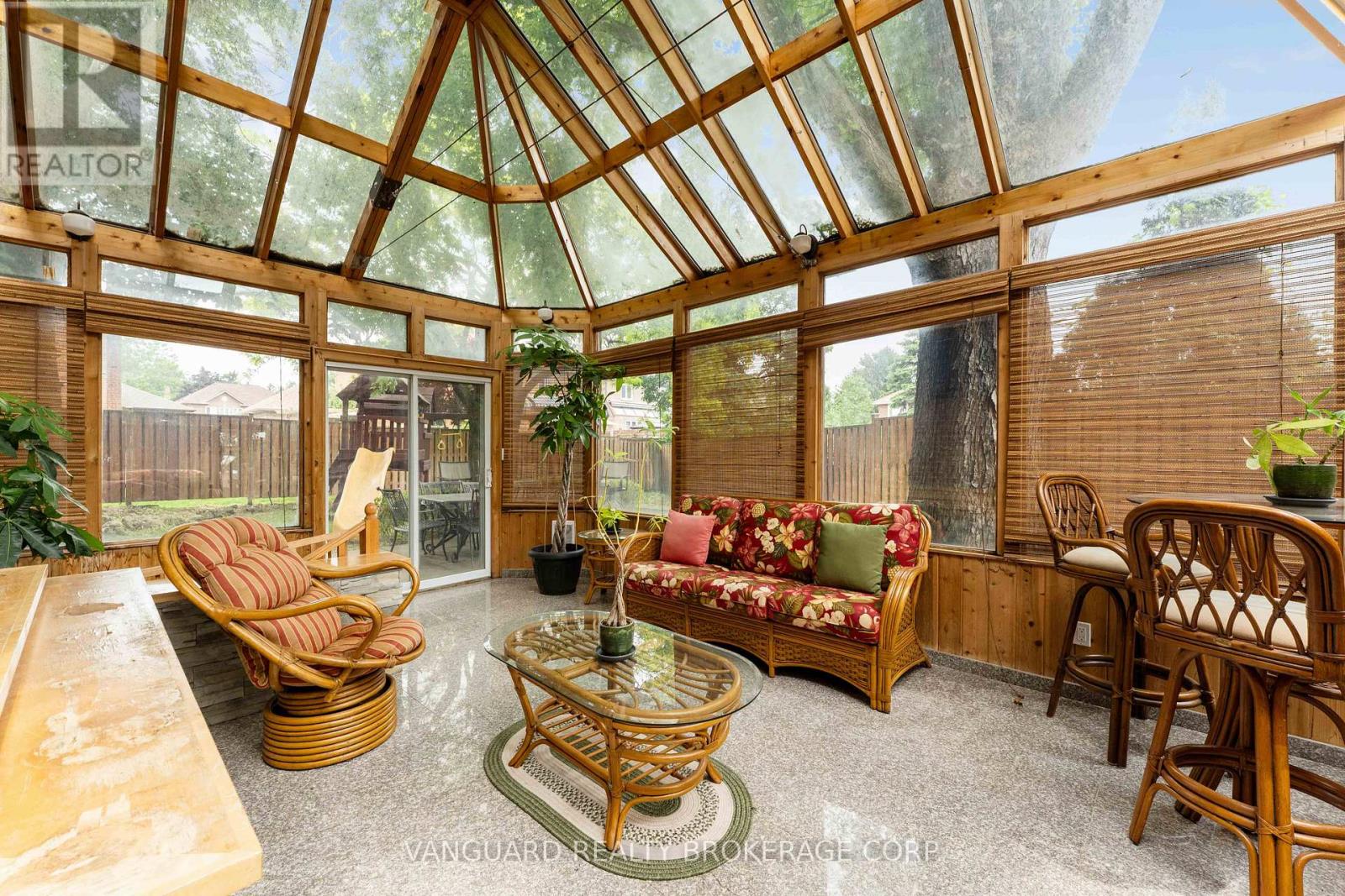 40 Colton Crescent N, Vaughan (Islington Woods), Ontario  L4L 3L6 - Photo 17 - N12206274