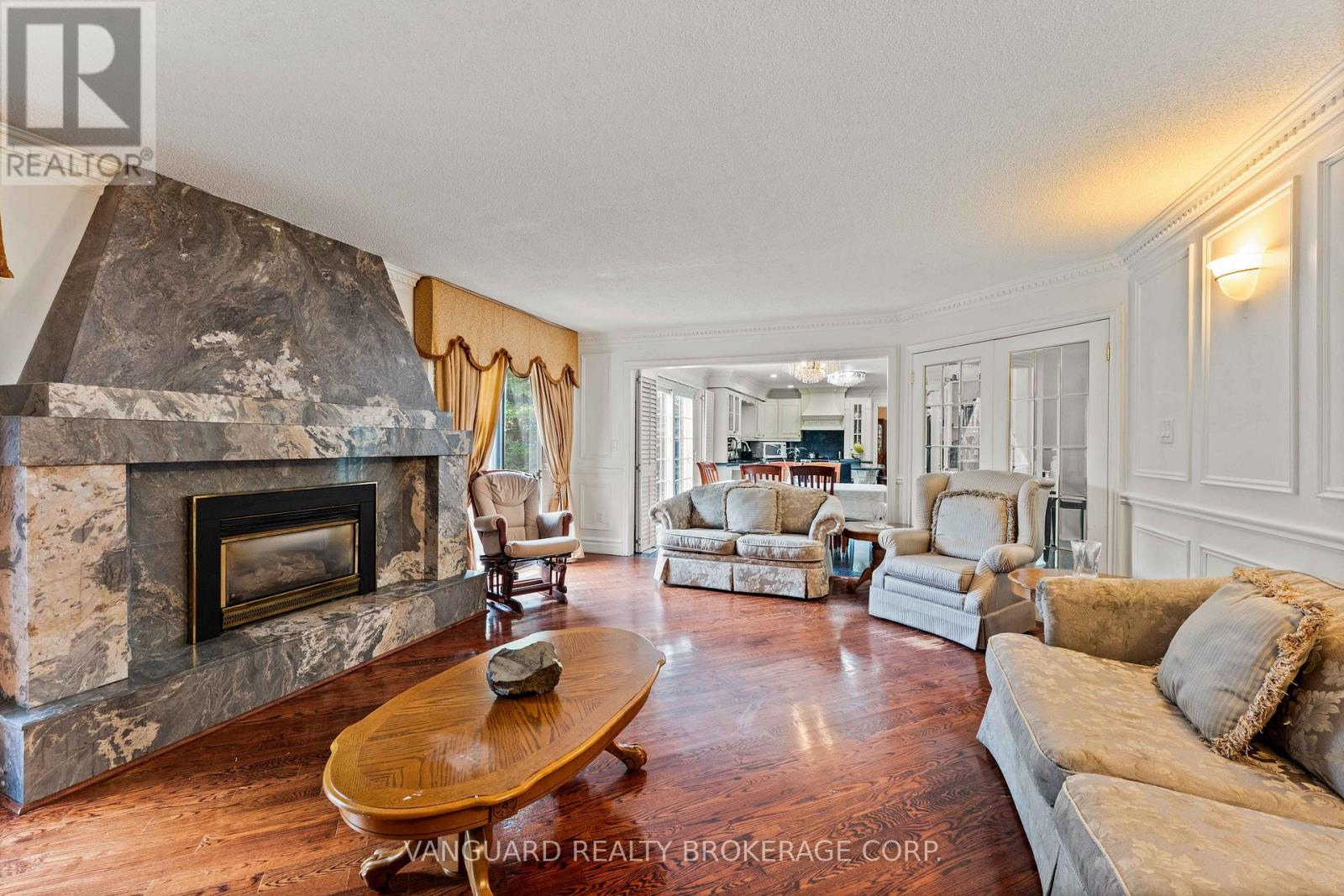40 Colton Crescent N, Vaughan (Islington Woods), Ontario  L4L 3L6 - Photo 22 - N12206274