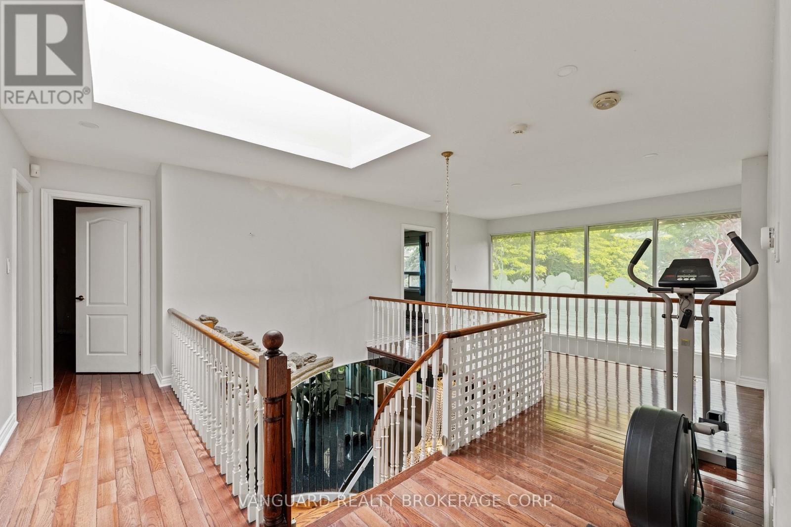 40 Colton Crescent N, Vaughan (Islington Woods), Ontario  L4L 3L6 - Photo 24 - N12206274