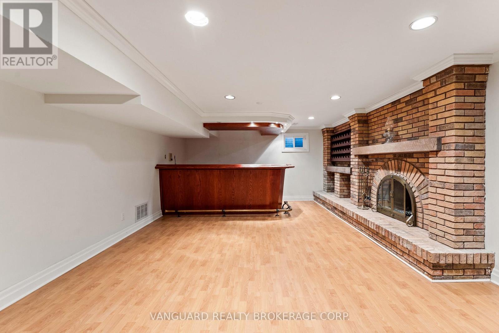 40 Colton Crescent N, Vaughan (Islington Woods), Ontario  L4L 3L6 - Photo 37 - N12206274