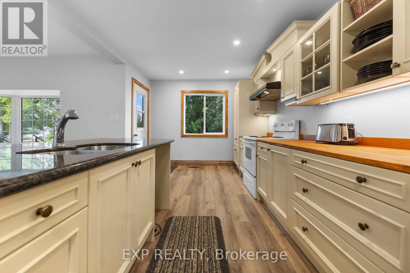 371 John Street, Madawaska Valley, Ontario  K0J 1B0 - Photo 13 - X12167292