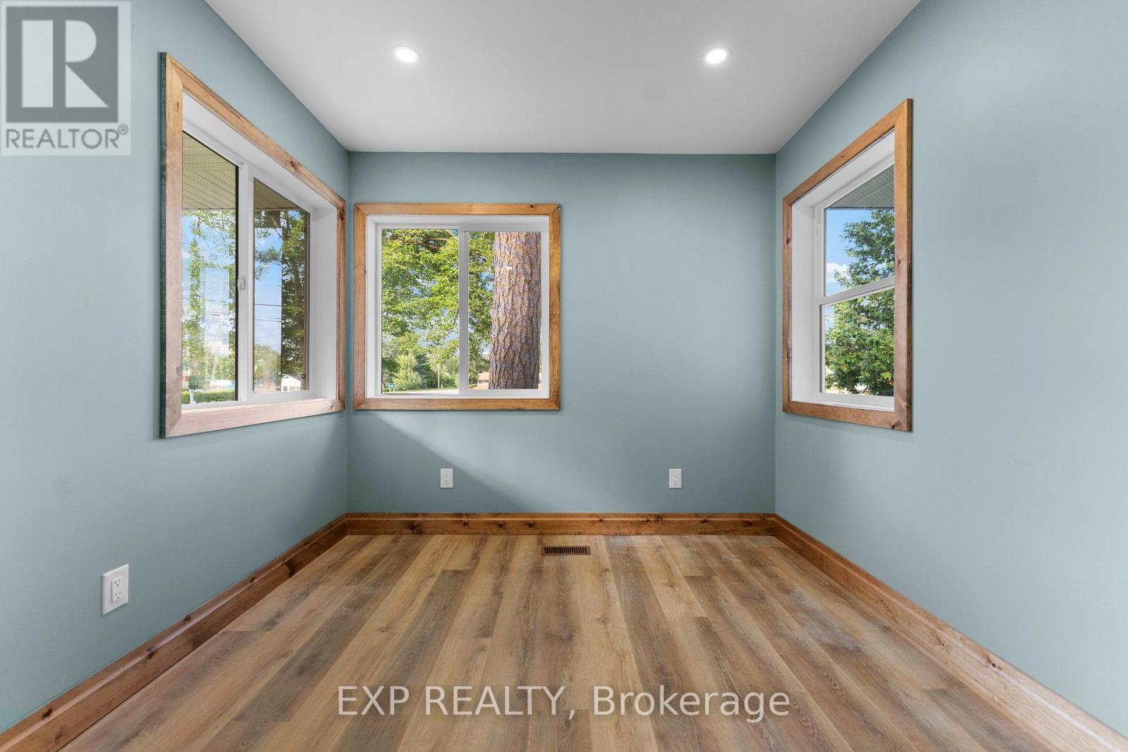 371 John Street, Madawaska Valley, Ontario  K0J 1B0 - Photo 19 - X12167292