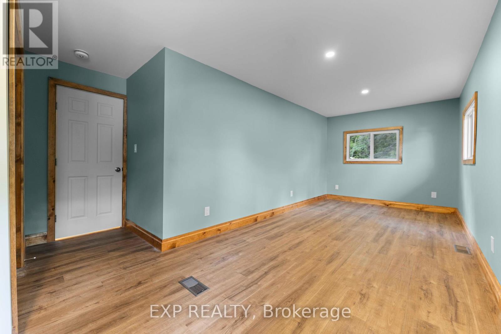 371 John Street, Madawaska Valley, Ontario  K0J 1B0 - Photo 30 - X12167292