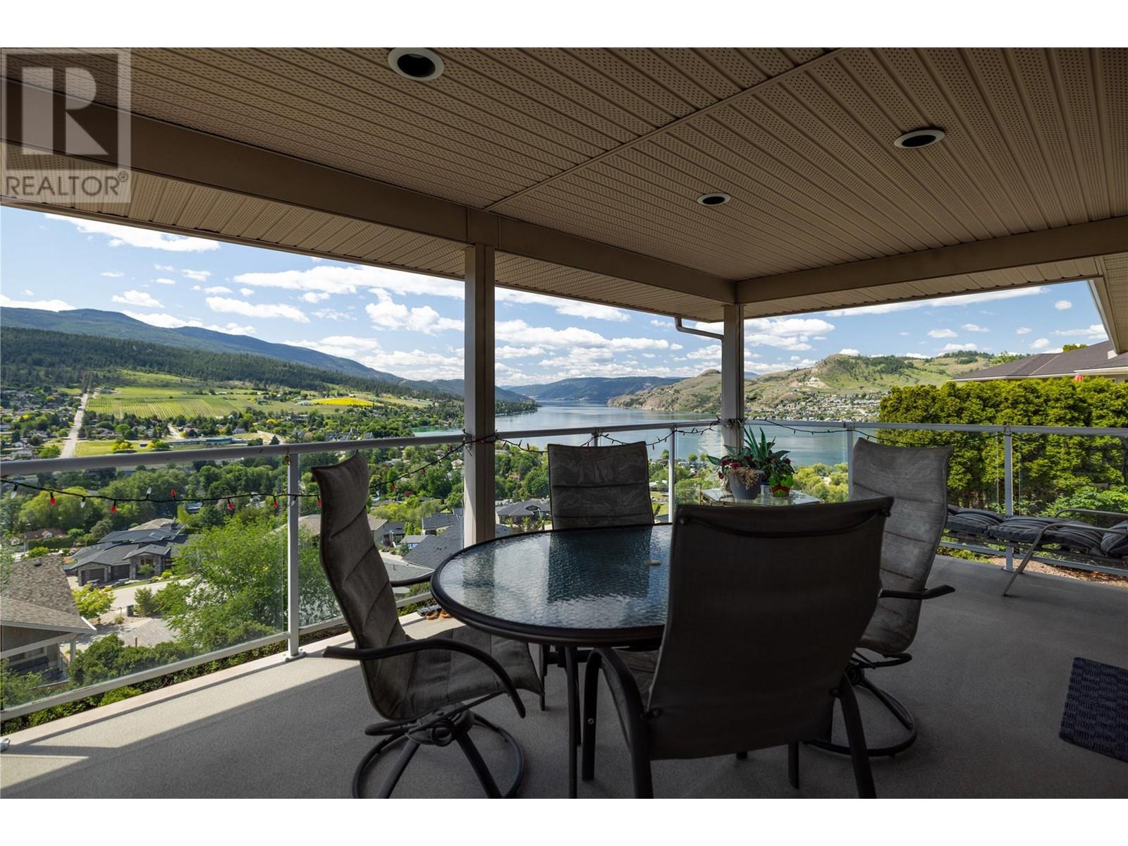 8827 Michael Drive, Coldstream, British Columbia  V1B 2P5 - Photo 6 - 10350974
