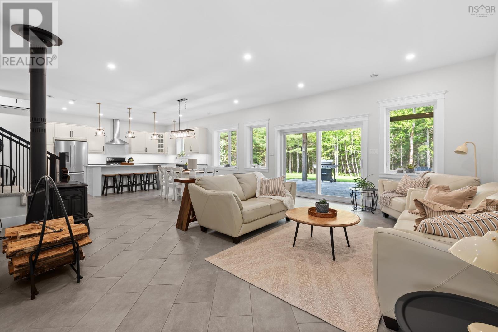 Property at 250 Rockcliffe Drive image 5