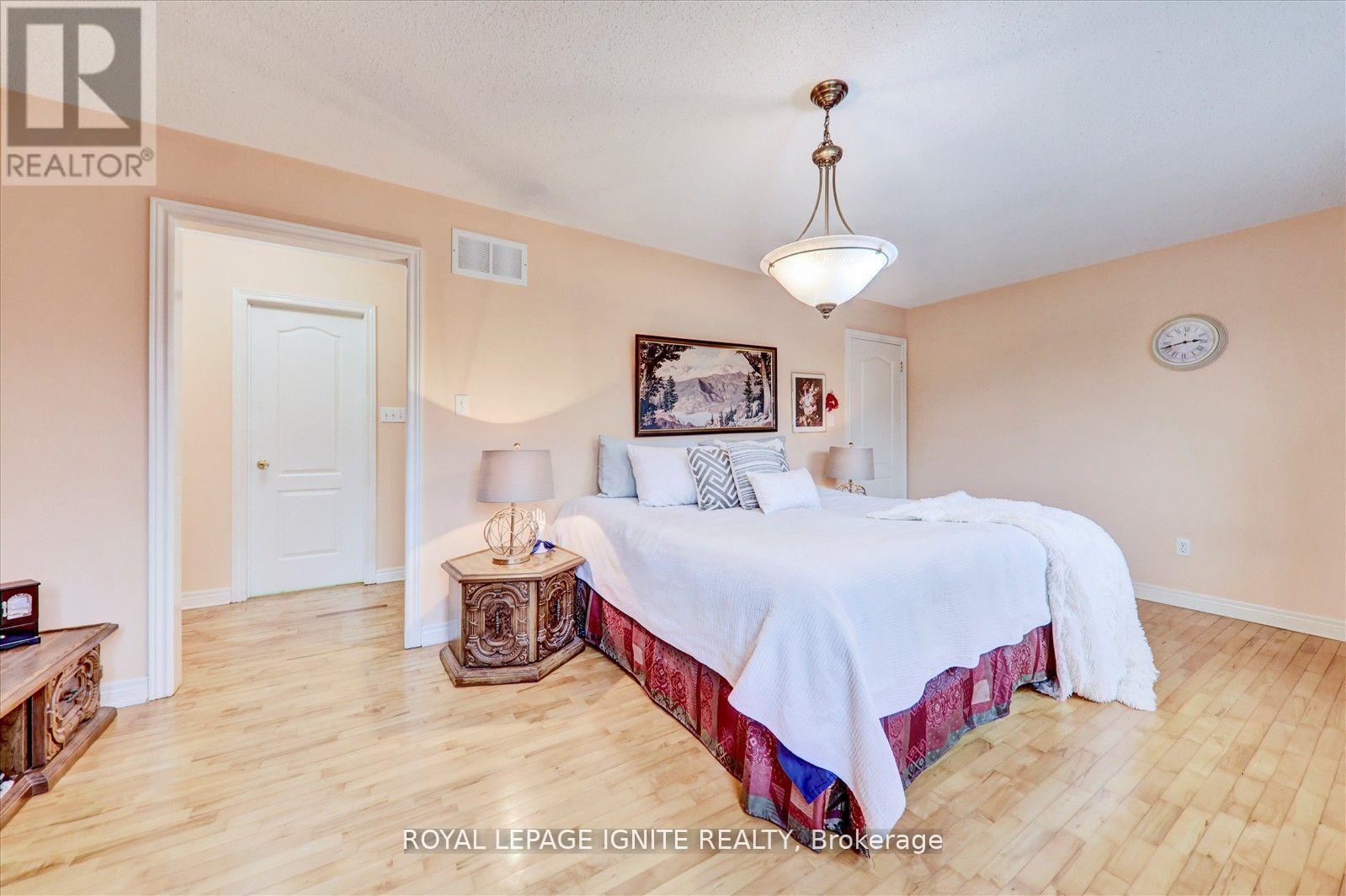 38 Rodda Boulevard, Toronto, Ontario  M1E 2Z6 - Photo 16 - E12130706