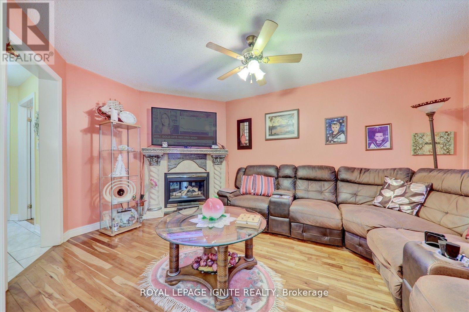 38 Rodda Boulevard, Toronto, Ontario  M1E 2Z6 - Photo 7 - E12130706