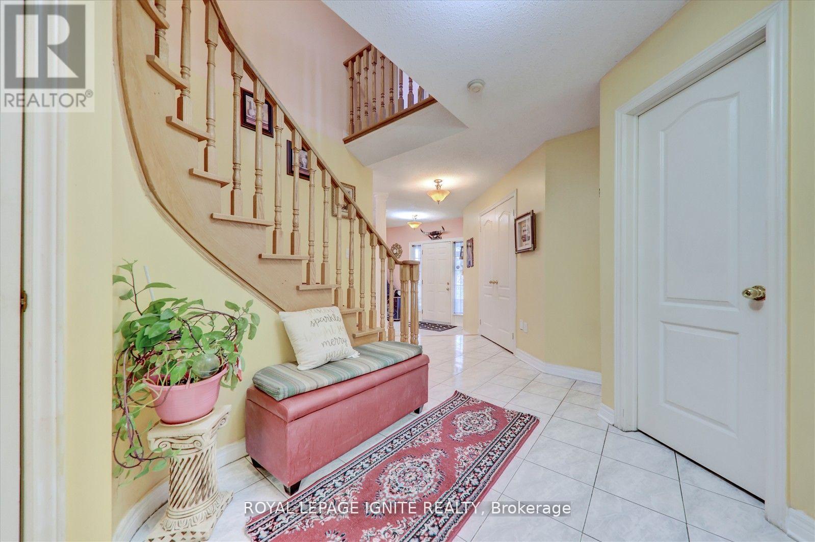 38 Rodda Boulevard, Toronto, Ontario  M1E 2Z6 - Photo 9 - E12130706