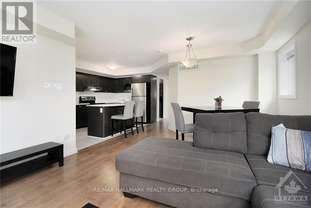 1 - 105 Bluestone Private, Ottawa, Ontario  K4A 0M5 - Photo 10 - X12206301