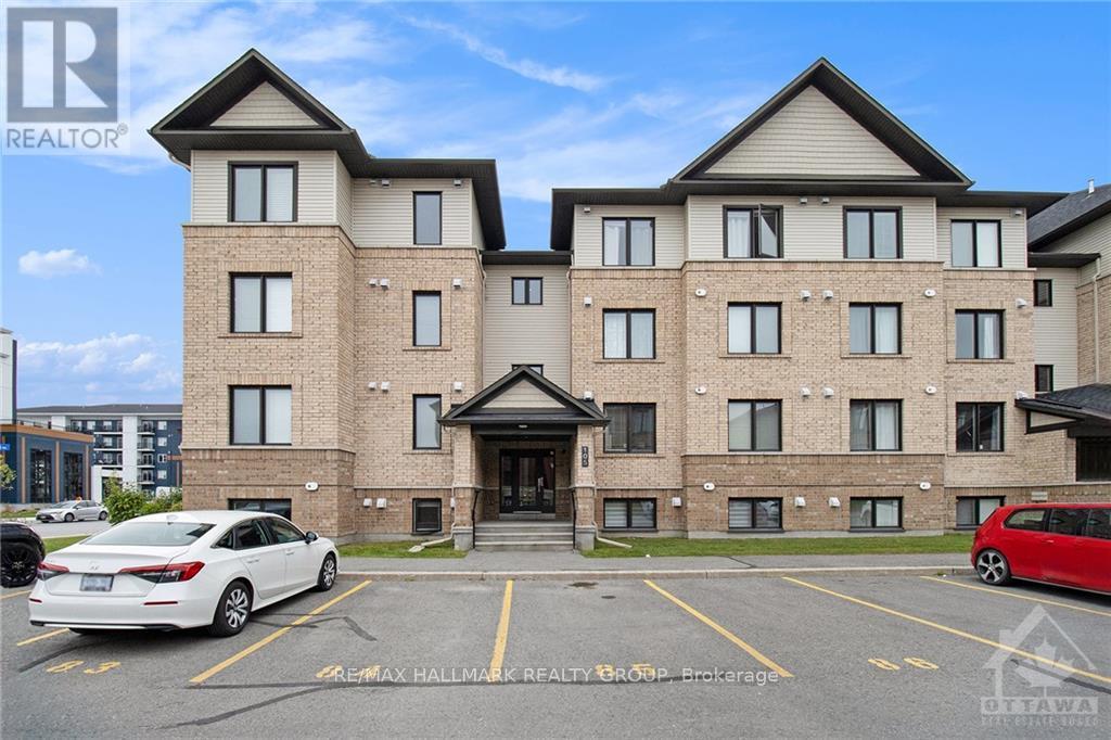 1 - 105 Bluestone Private, Ottawa, Ontario  K4A 0M5 - Photo 2 - X12206301