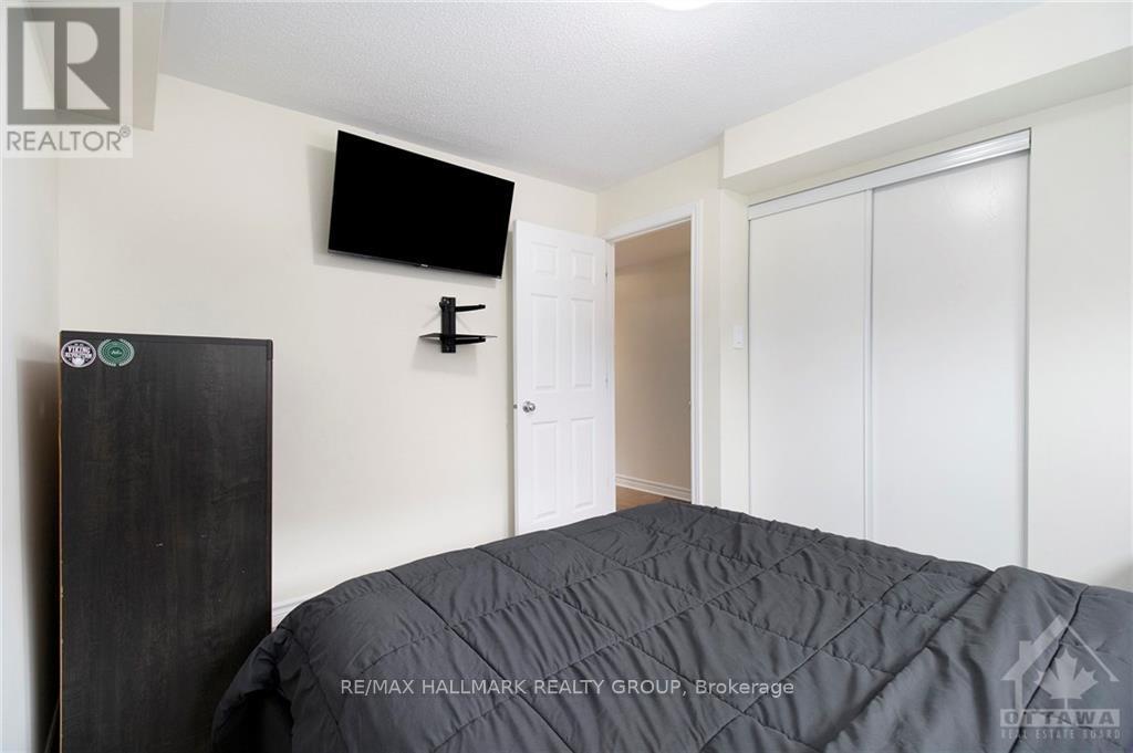 1 - 105 Bluestone Private, Ottawa, Ontario  K4A 0M5 - Photo 20 - X12206301