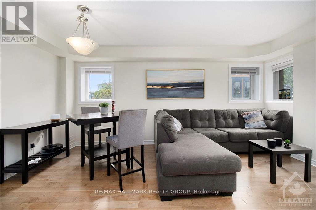 1 - 105 Bluestone Private, Ottawa, Ontario  K4A 0M5 - Photo 7 - X12206301