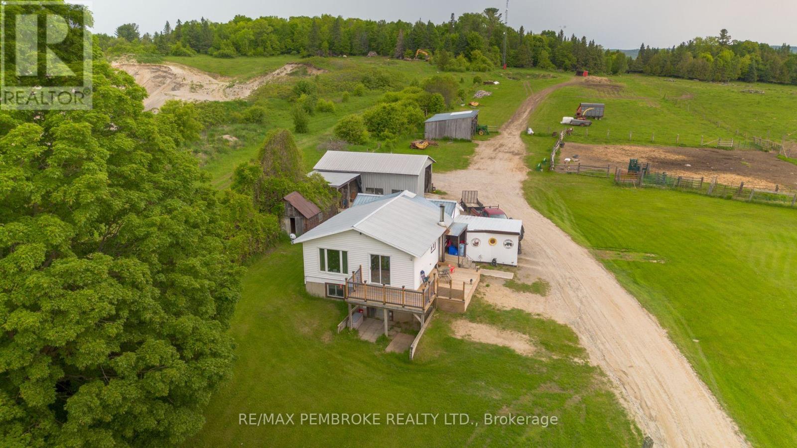 1744 BROMLEY LINE, Whitewater Region, Ontario