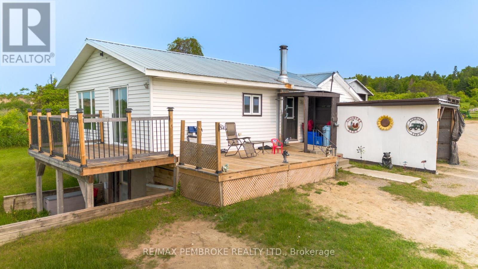 1744 Bromley Line, Whitewater Region, Ontario  K0J 2L0 - Photo 20 - X12206303
