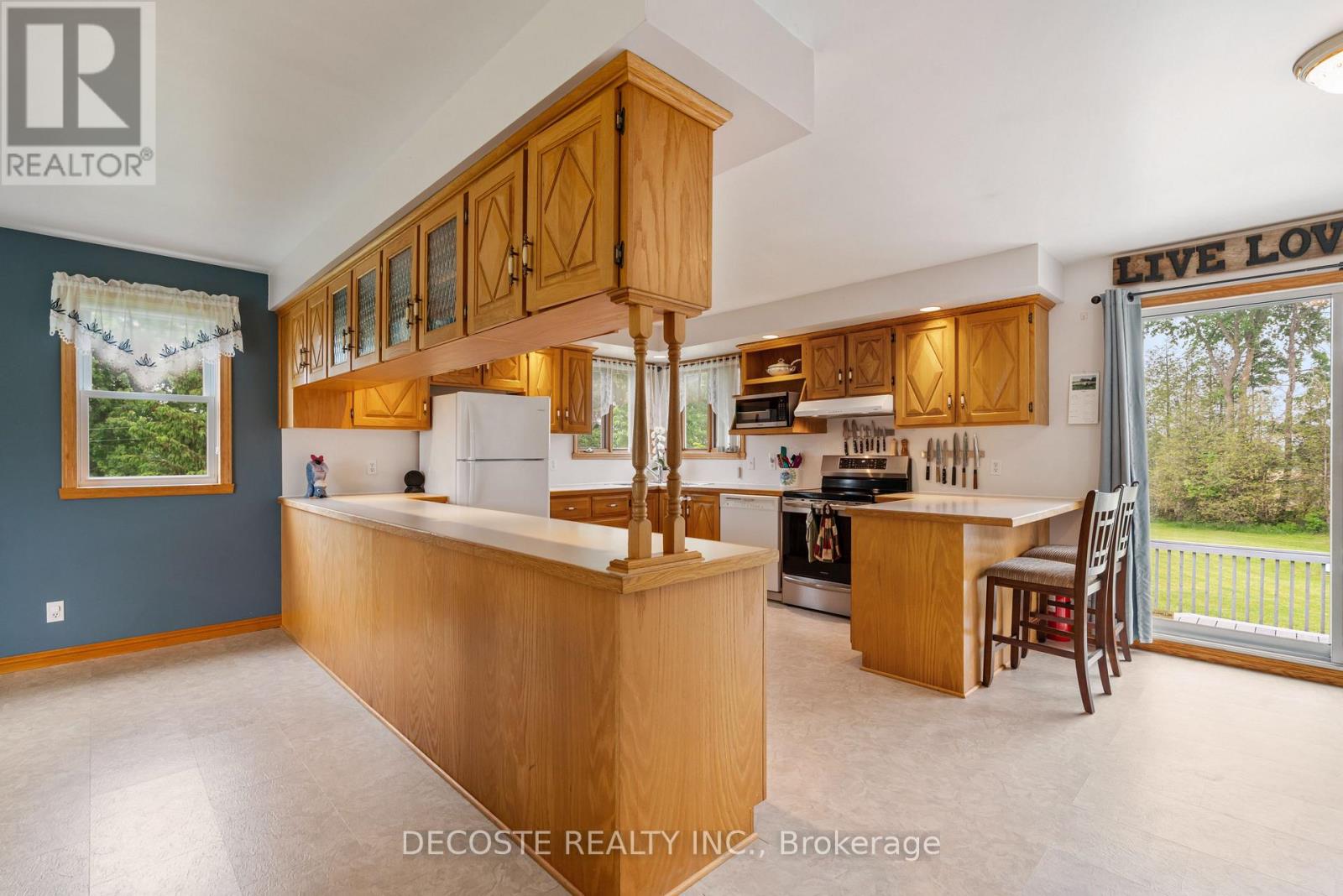 20351 Pineview Crescent, South Glengarry, Ontario  K0C 1A0 - Photo 16 - X12206356