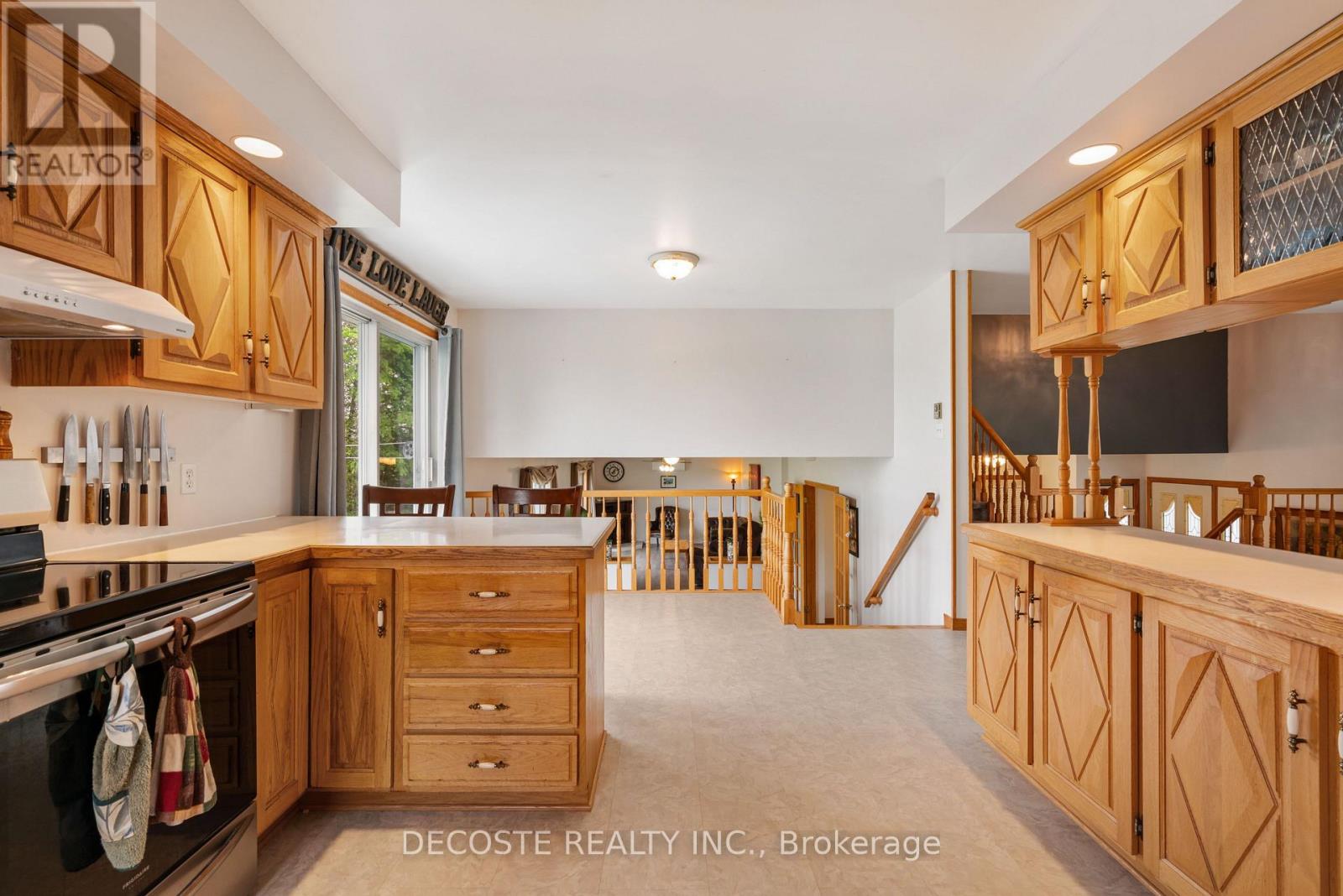 20351 Pineview Crescent, South Glengarry, Ontario  K0C 1A0 - Photo 19 - X12206356