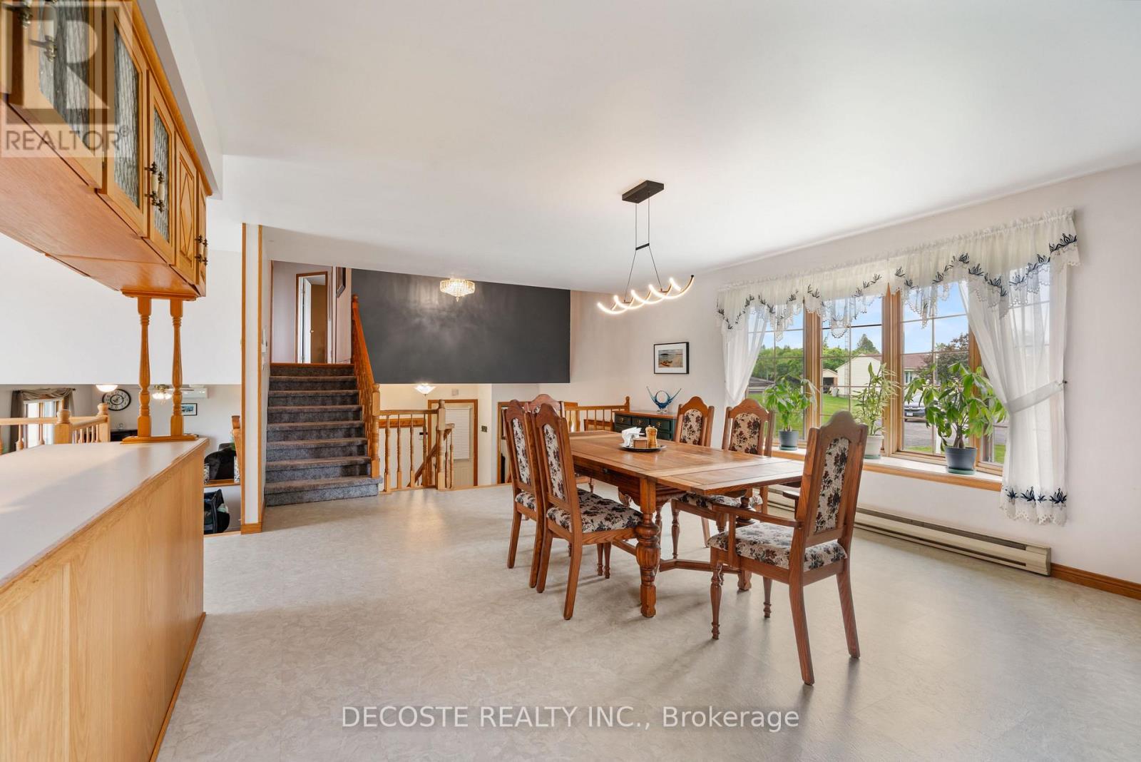 20351 Pineview Crescent, South Glengarry, Ontario  K0C 1A0 - Photo 22 - X12206356