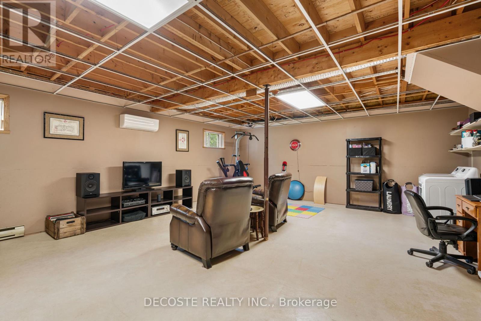 20351 Pineview Crescent, South Glengarry, Ontario  K0C 1A0 - Photo 34 - X12206356